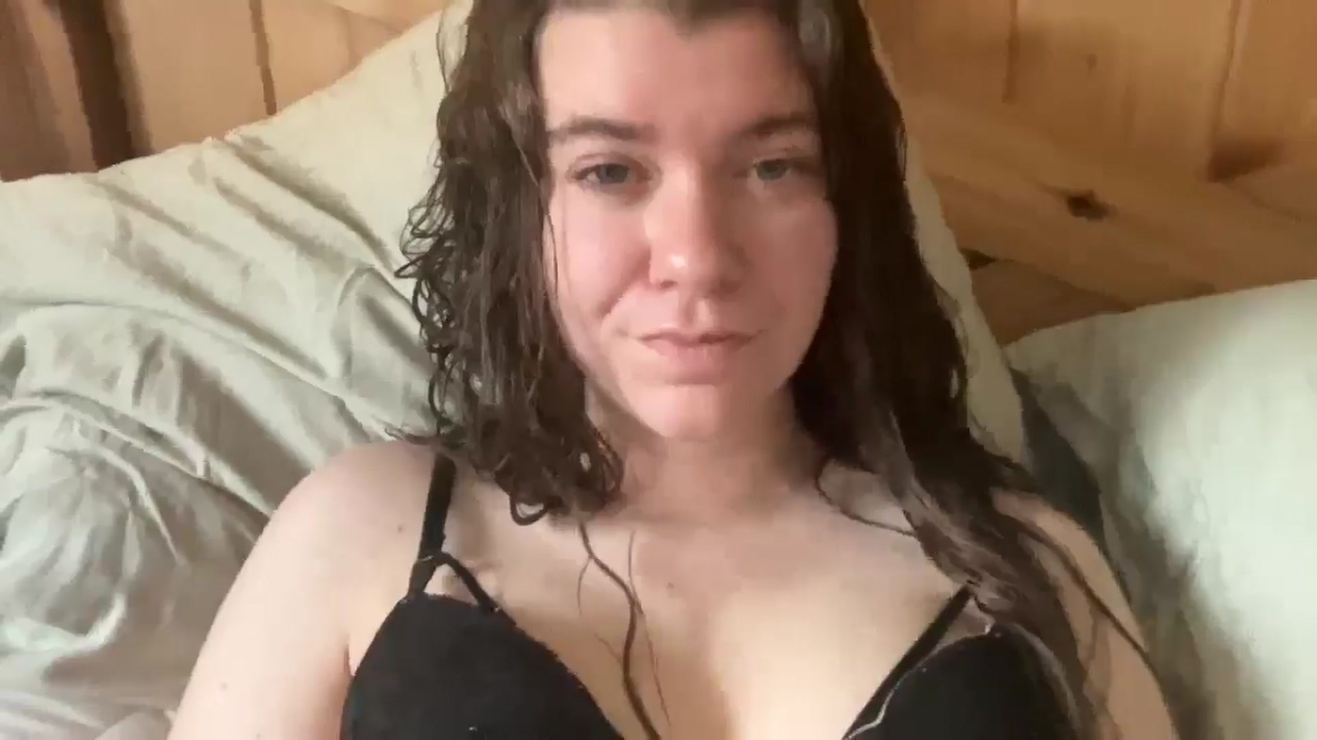 Gallery image thumbnail from Trixiegirl3's myfreecams stream on, 10/19/2025, 19:21 image 5 of 20