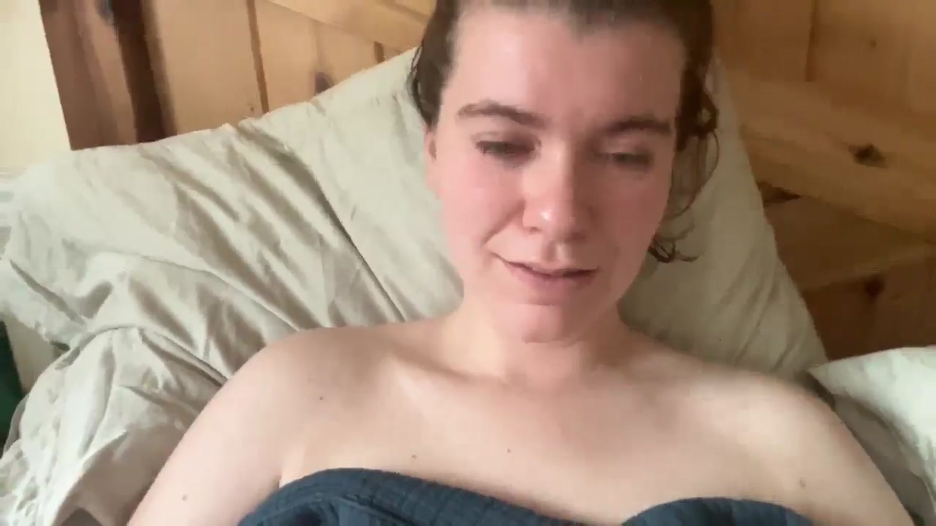 Gallery image thumbnail from Trixiegirl3's myfreecams stream on, 10/19/2025, 19:21 image 14 of 20