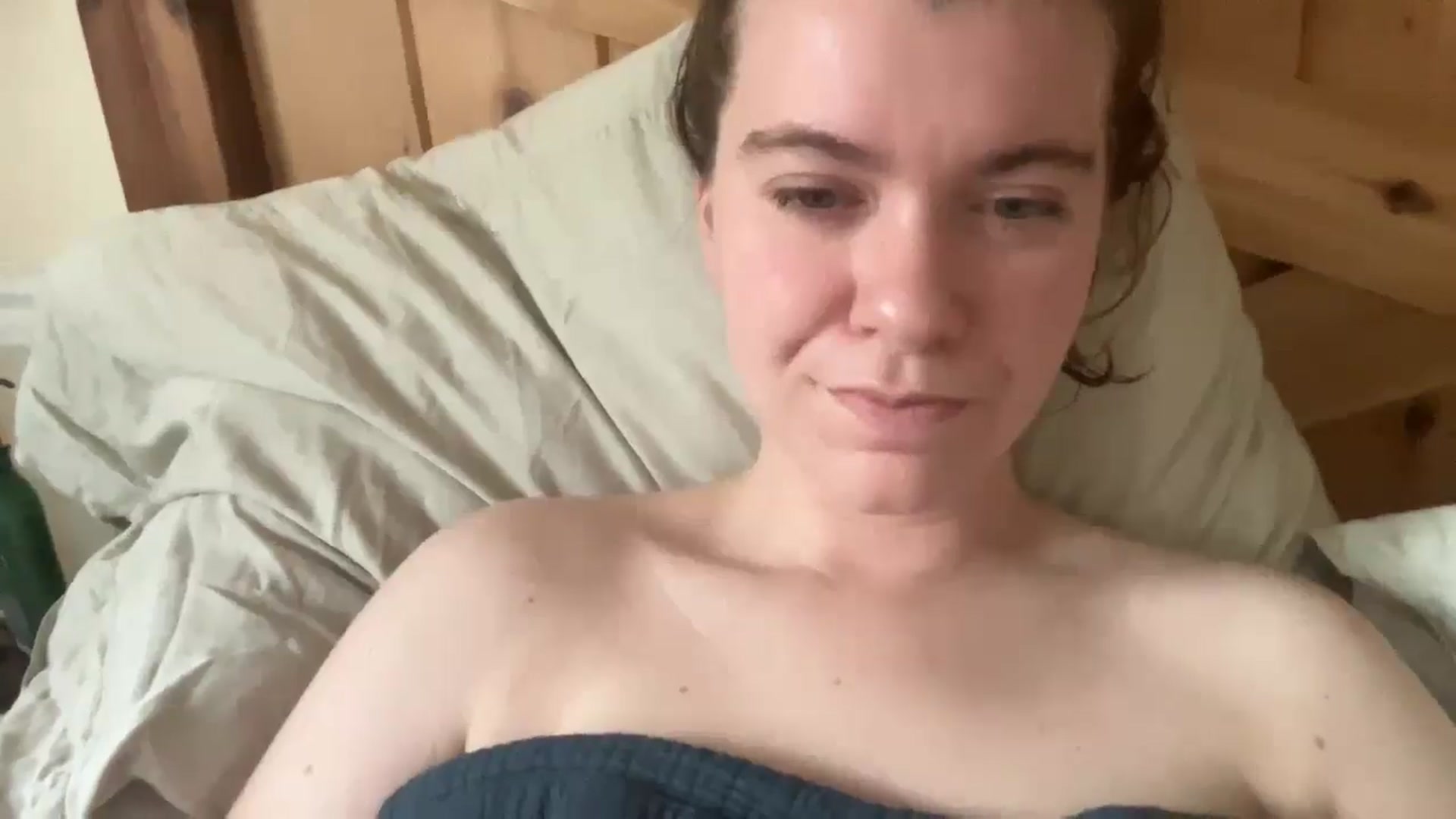 Gallery image thumbnail from Trixiegirl3's myfreecams stream on, 10/19/2025, 19:21 image 15 of 20