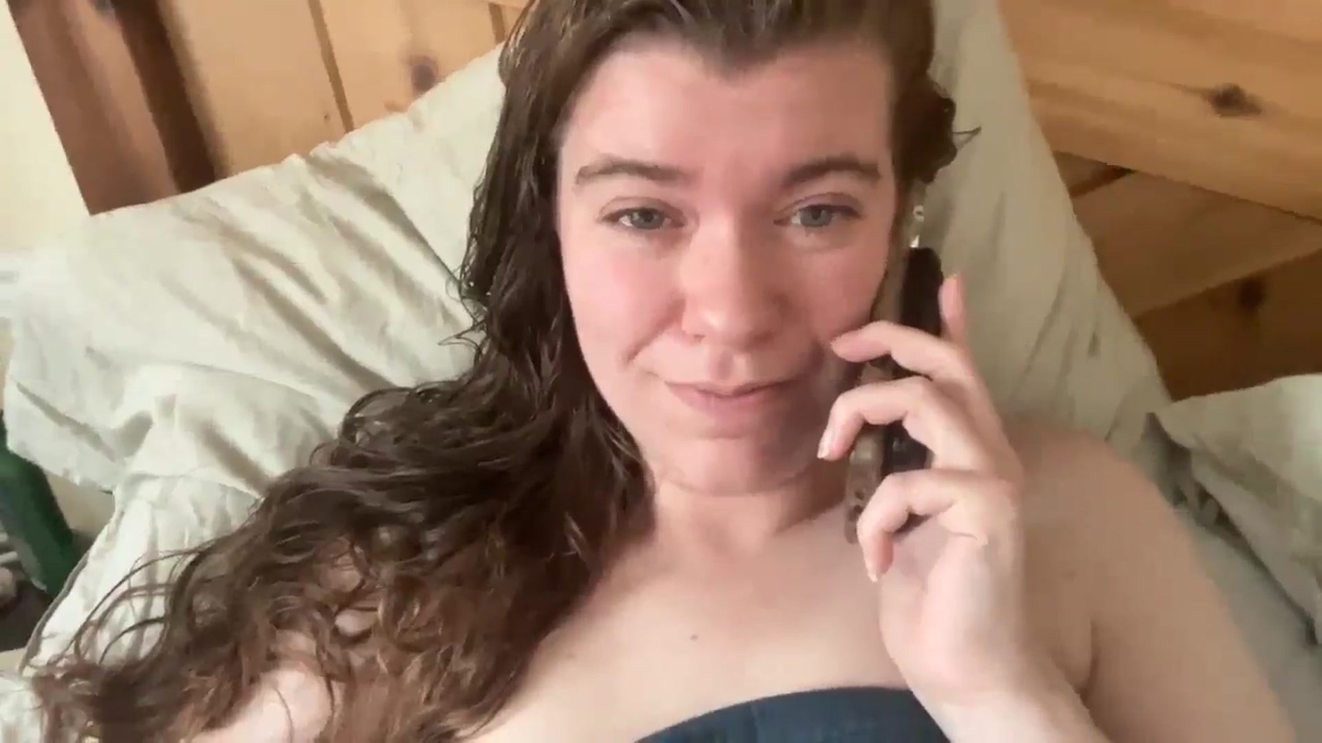 Gallery image thumbnail from Trixiegirl3's myfreecams stream on, 10/19/2025, 19:21 image 19 of 20