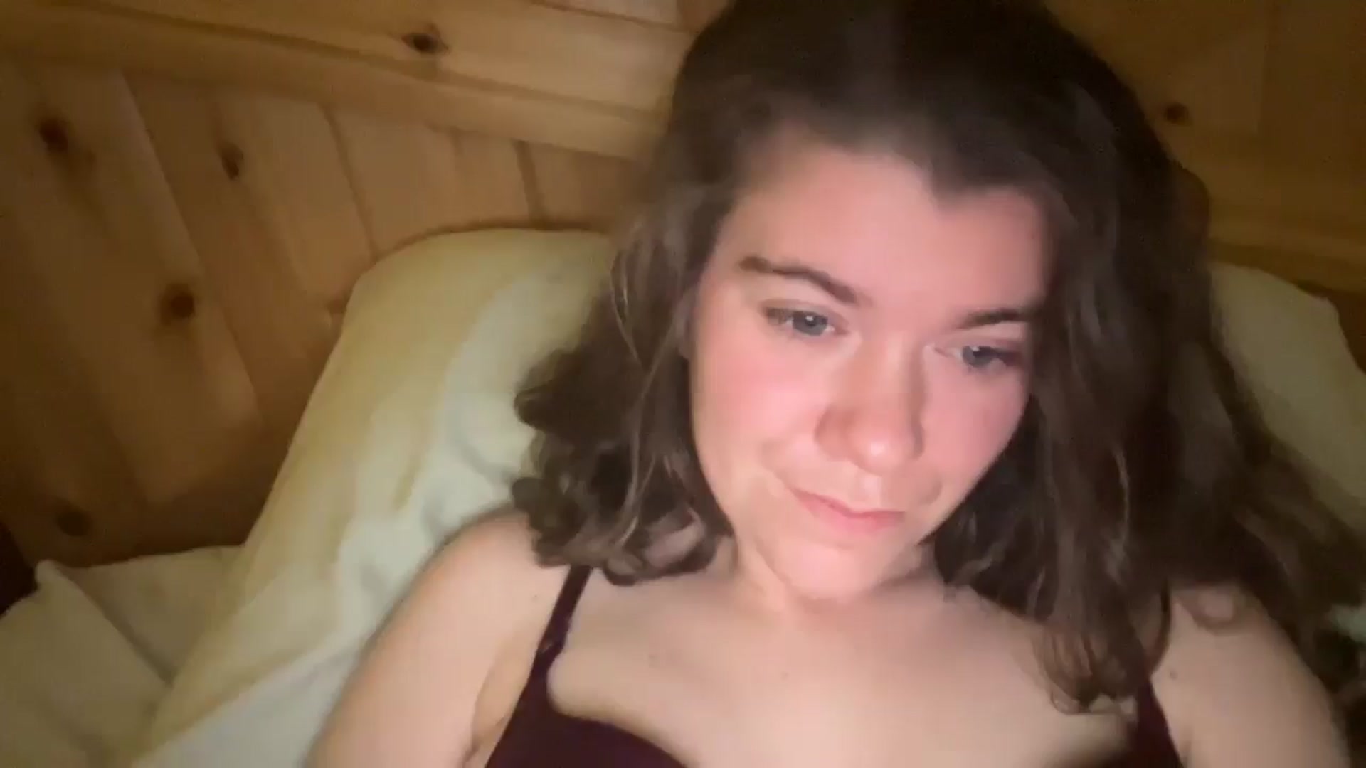 Gallery image thumbnail from Trixiegirl3's myfreecams stream on, 10/21/2025, 24:25 image 10 of 20