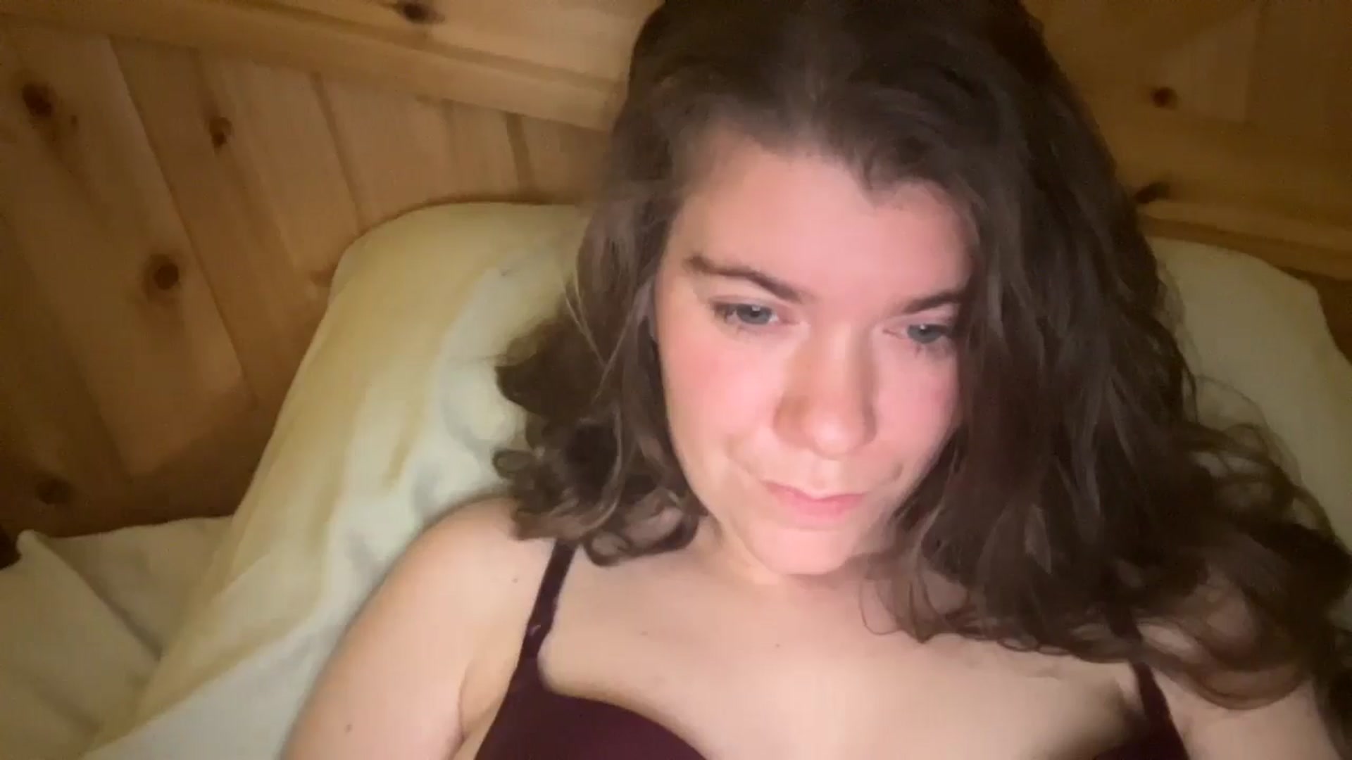 Gallery image thumbnail from Trixiegirl3's myfreecams stream on, 10/21/2025, 24:25 image 2 of 20