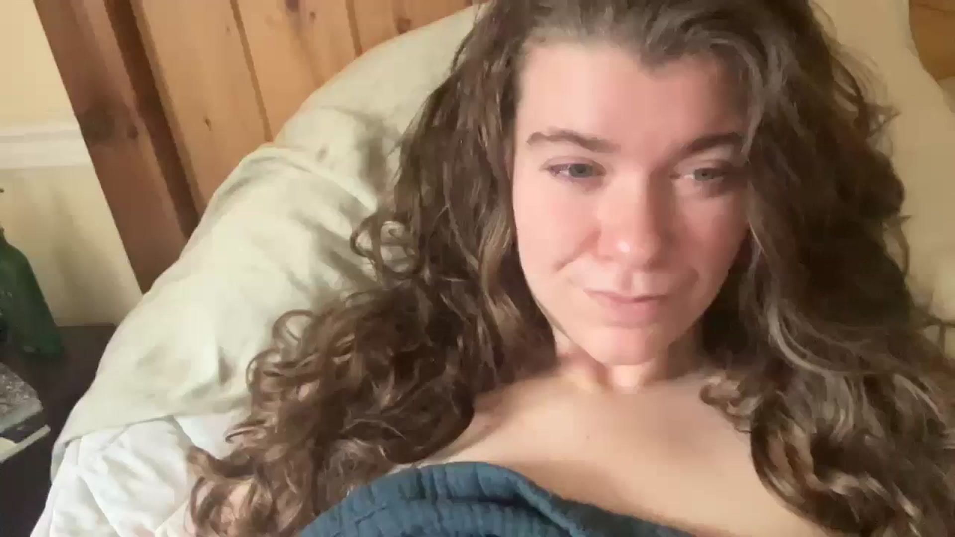 Gallery image thumbnail from Trixiegirl3's myfreecams stream on, 10/21/2025, 19:00 image 1 of 20