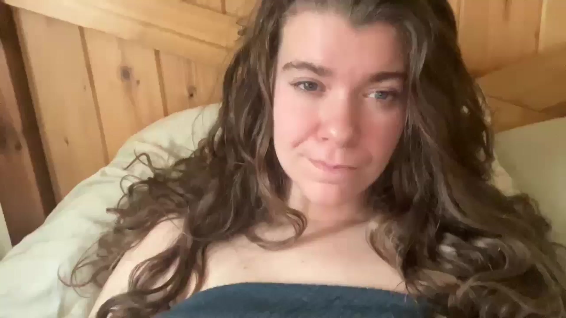 Gallery image thumbnail from Trixiegirl3's myfreecams stream on, 10/21/2025, 19:00 image 11 of 20