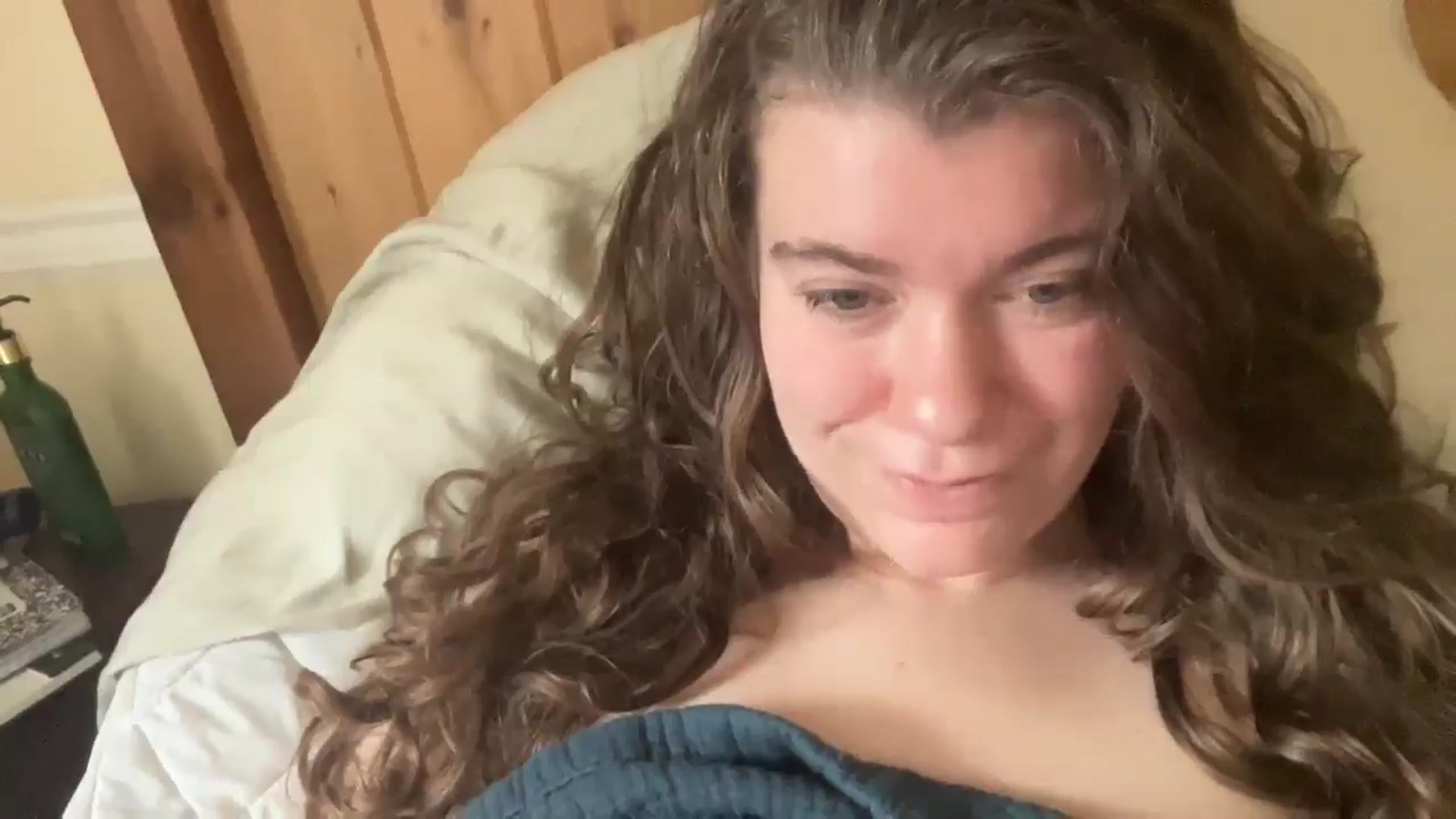 Gallery image thumbnail from Trixiegirl3's myfreecams stream on, 10/21/2025, 19:00 image 4 of 20