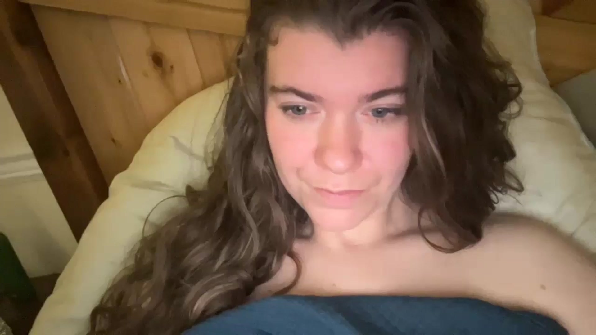 Gallery image thumbnail from Trixiegirl3's myfreecams stream on, 10/21/2025, 20:26 image 10 of 20