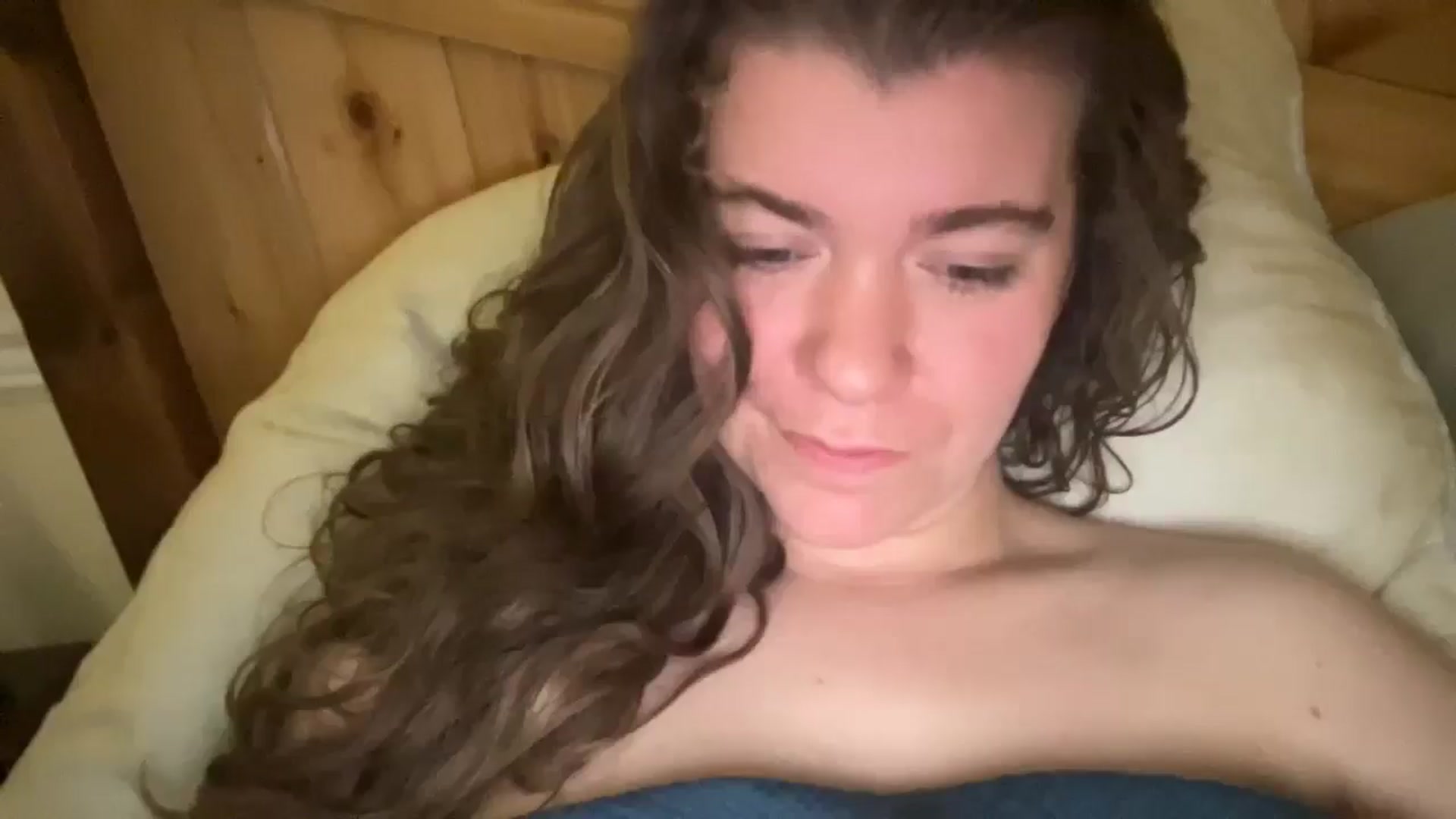 Gallery image thumbnail from Trixiegirl3's myfreecams stream on, 10/21/2025, 20:26 image 17 of 20