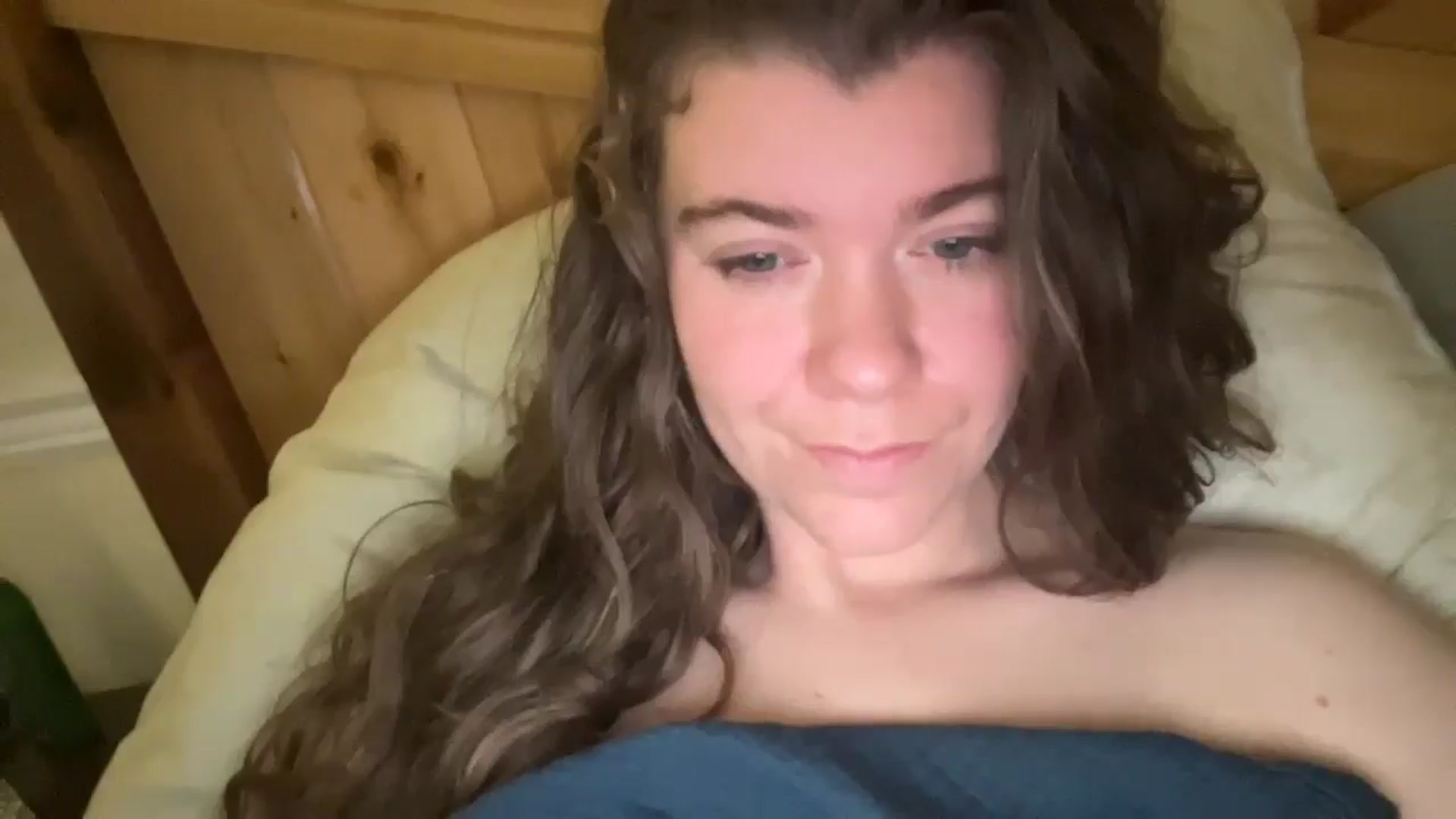 Gallery image thumbnail from Trixiegirl3's myfreecams stream on, 10/21/2025, 20:26 image 11 of 20