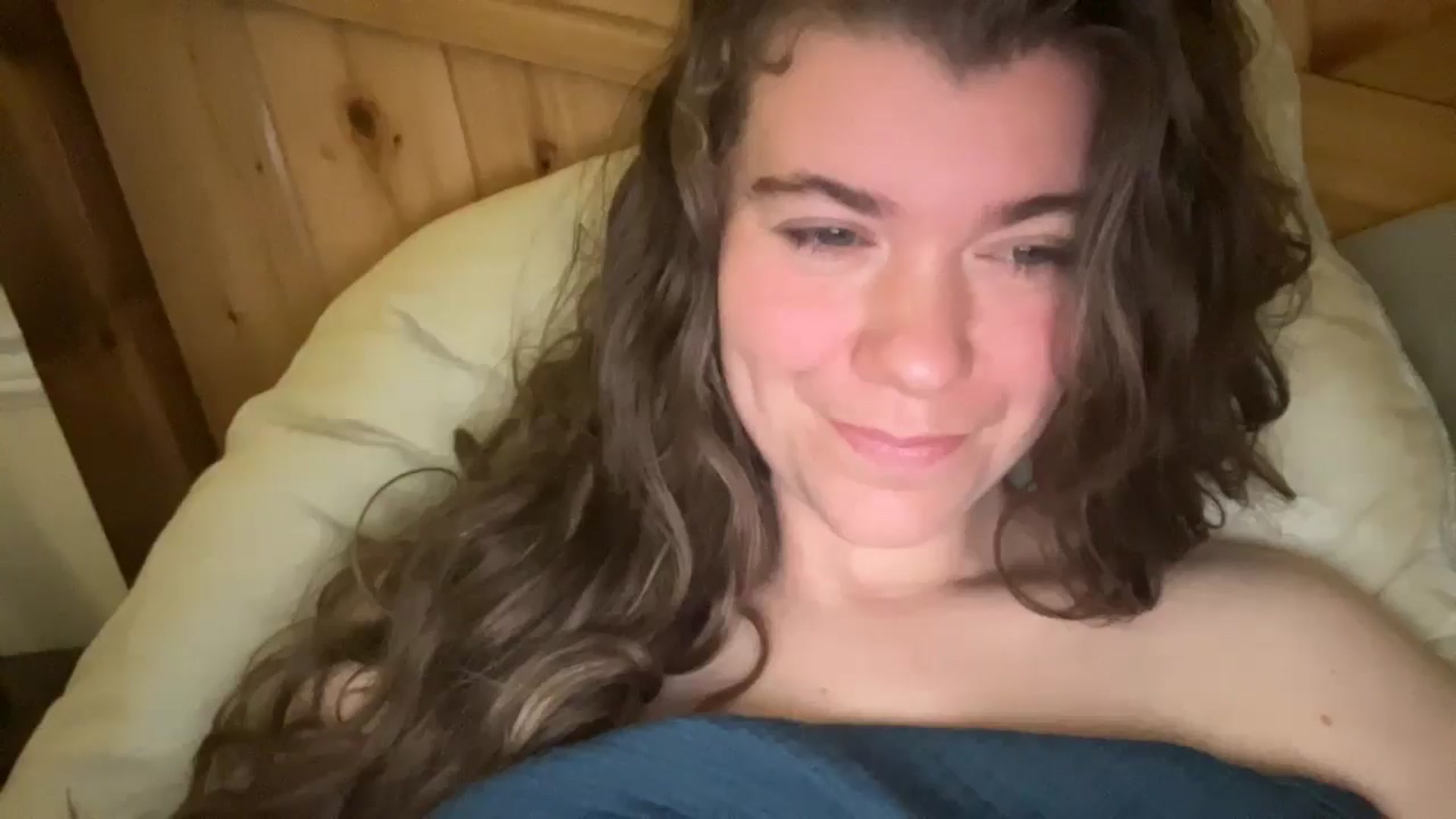 Gallery image thumbnail from Trixiegirl3's myfreecams stream on, 10/21/2025, 20:26 image 13 of 20