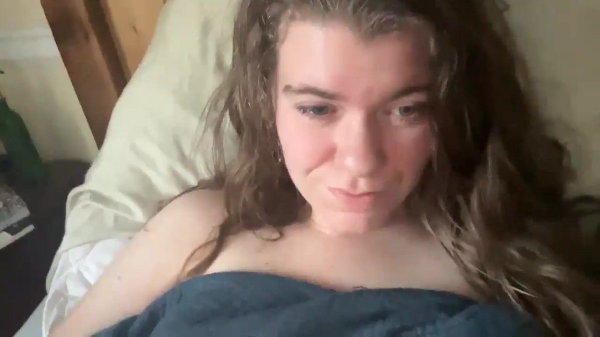 Gallery image thumbnail from Trixiegirl3's myfreecams stream on, 10/21/2025, 23:59 image 16 of 20