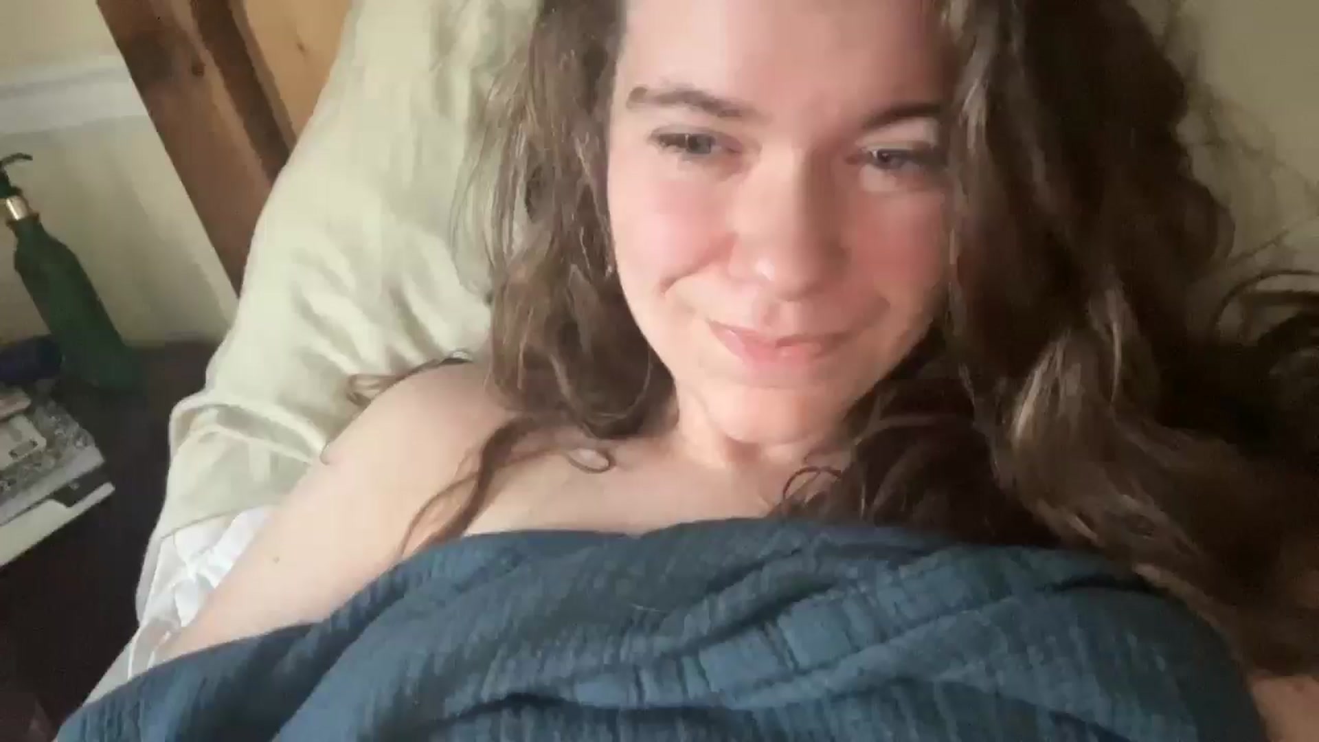 Gallery image thumbnail from Trixiegirl3's myfreecams stream on, 10/21/2025, 23:59 image 7 of 20