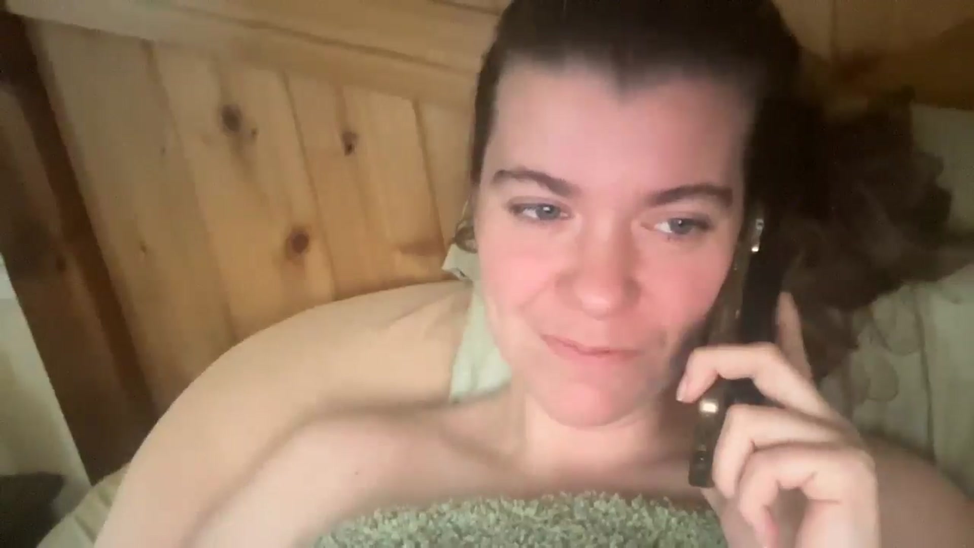 Gallery image thumbnail from Trixiegirl3's myfreecams stream on, 10/23/2025, 19:37 image 9 of 20