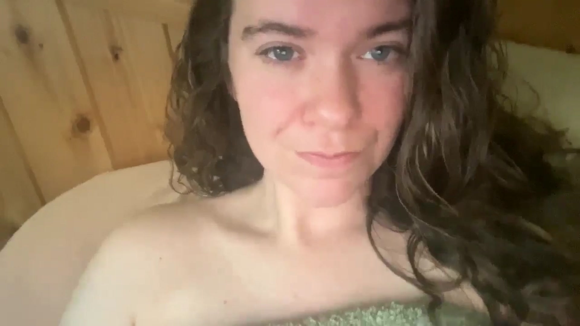 Gallery image thumbnail from Trixiegirl3's myfreecams stream on, 10/23/2025, 21:10 image 6 of 20