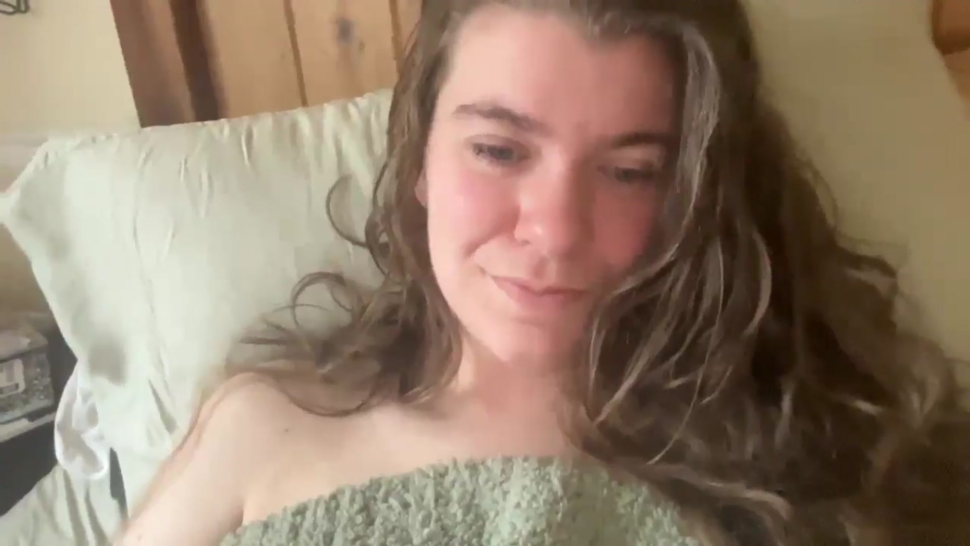 Gallery image thumbnail from Trixiegirl3's myfreecams stream on, 10/24/2025, 19:32 image 5 of 20