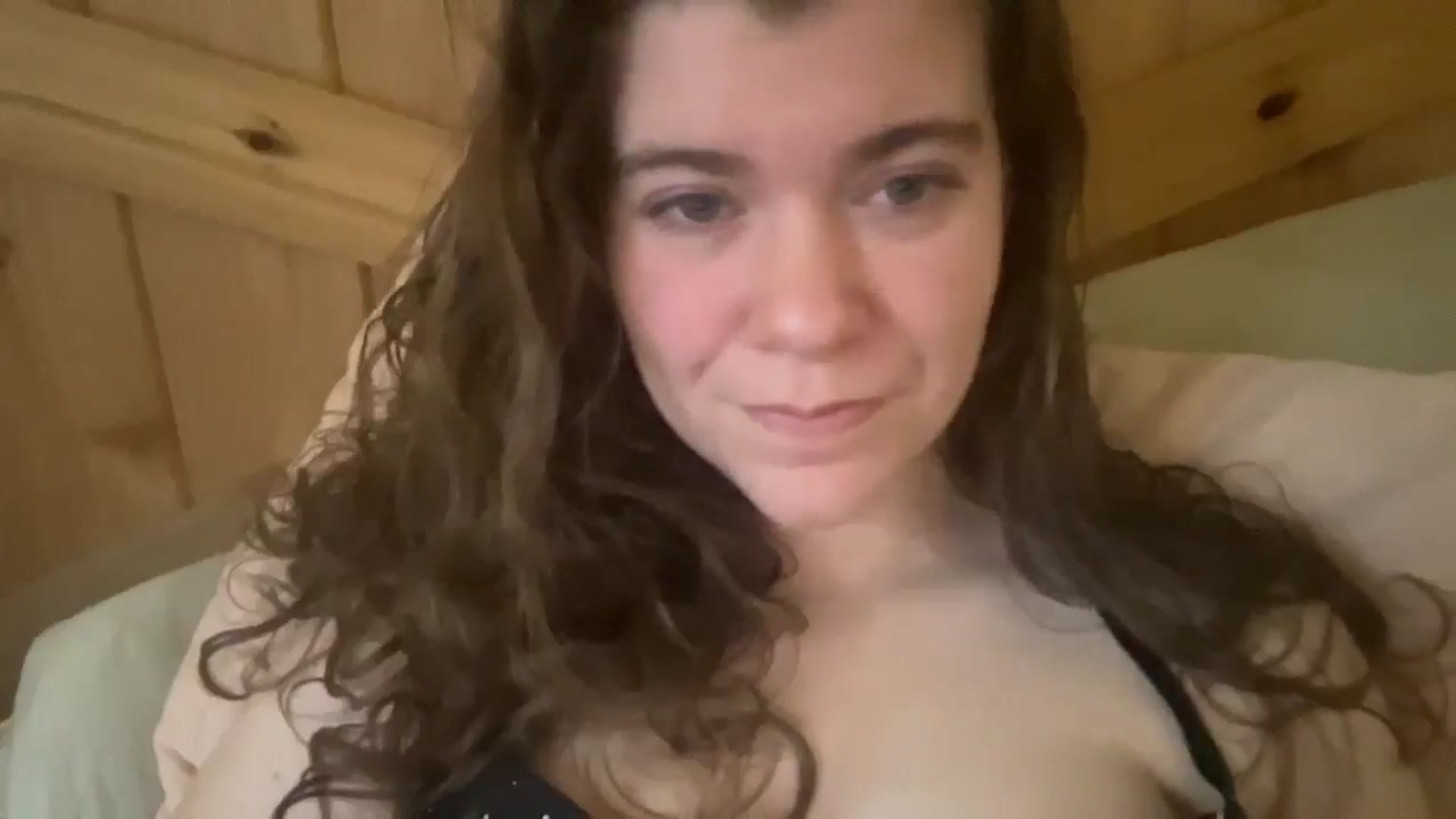 Gallery image thumbnail from Trixiegirl3's myfreecams stream on, 10/27/2025, 18:57 image 13 of 20