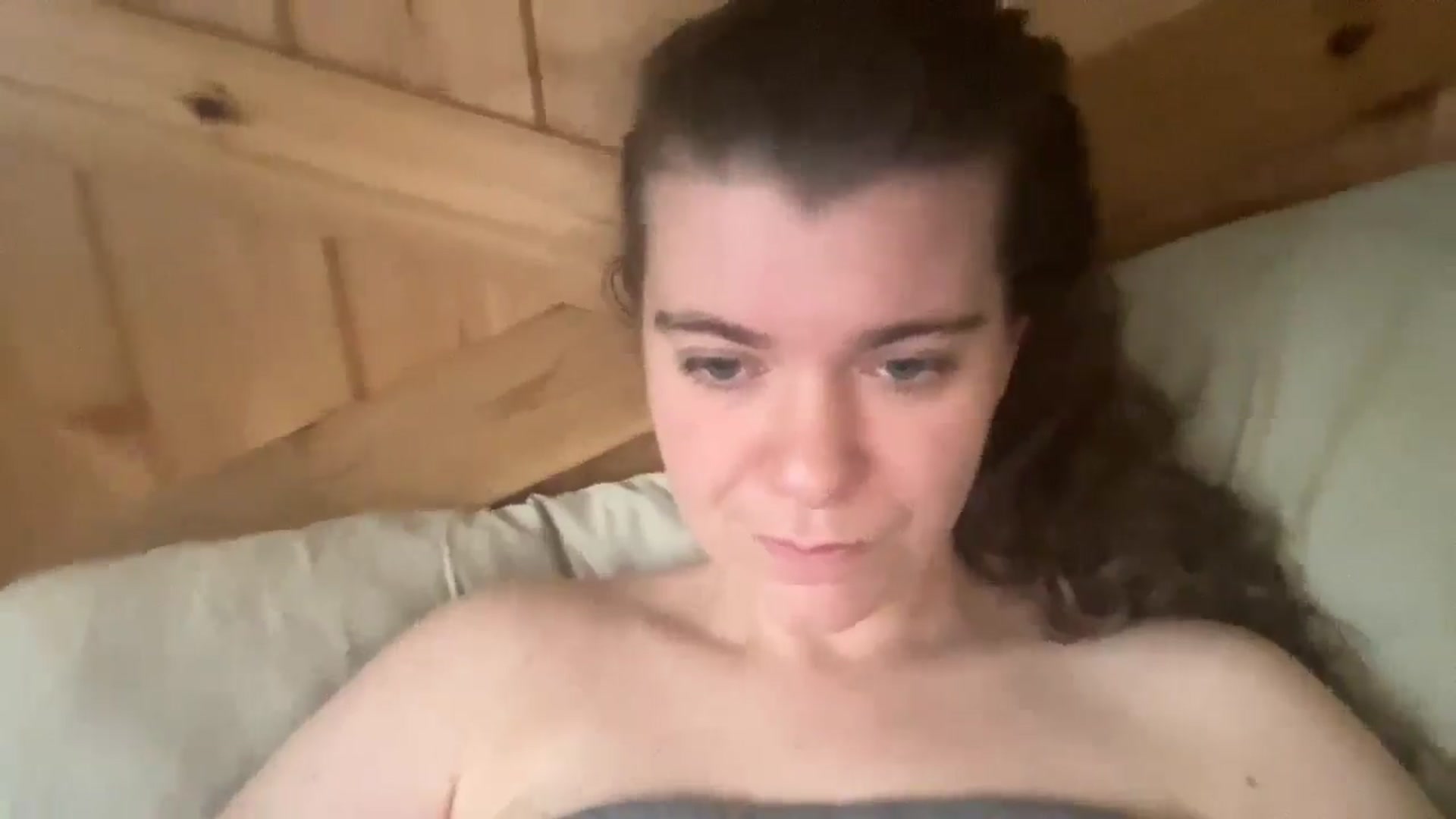 Gallery image thumbnail from Trixiegirl3's myfreecams stream on, 10/27/2025, 19:40 image 4 of 20