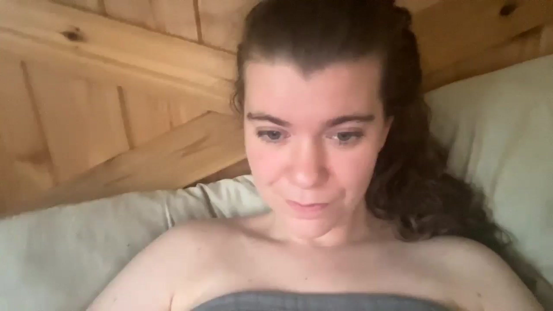 Gallery image thumbnail from Trixiegirl3's myfreecams stream on, 10/27/2025, 19:40 image 2 of 20