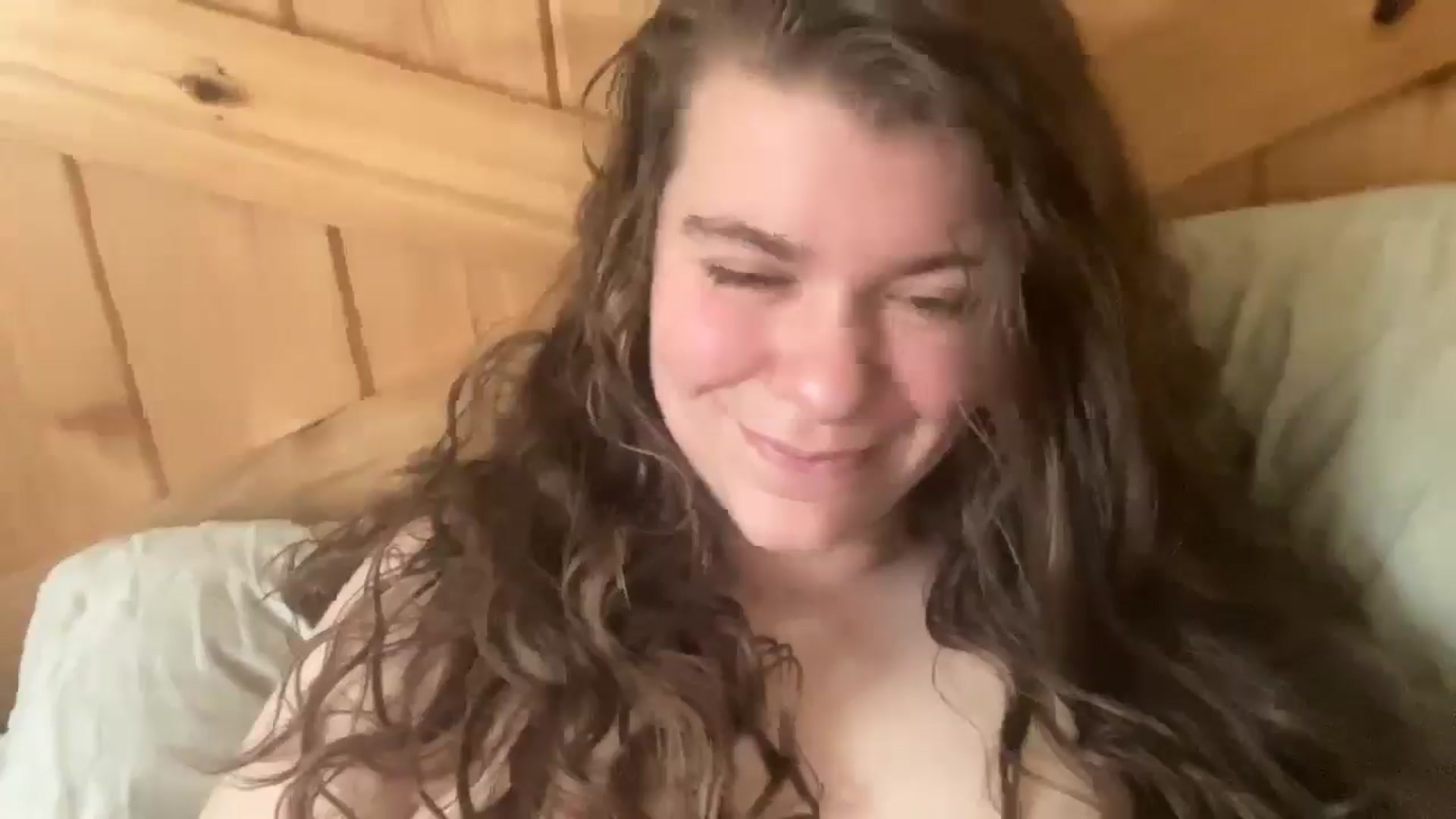 Gallery image thumbnail from Trixiegirl3's myfreecams stream on, 10/27/2025, 21:53 image 16 of 20