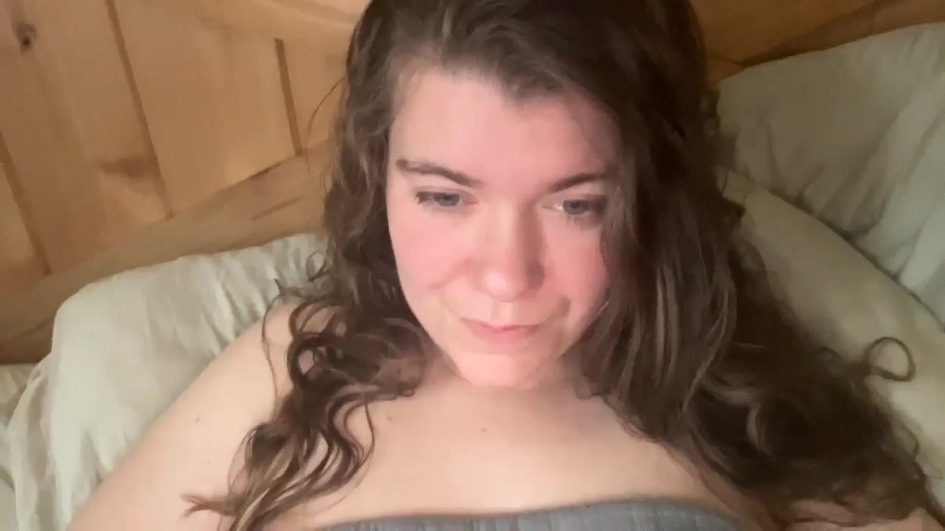 Gallery image thumbnail from Trixiegirl3's myfreecams stream on, 10/27/2025, 21:53 image 6 of 20