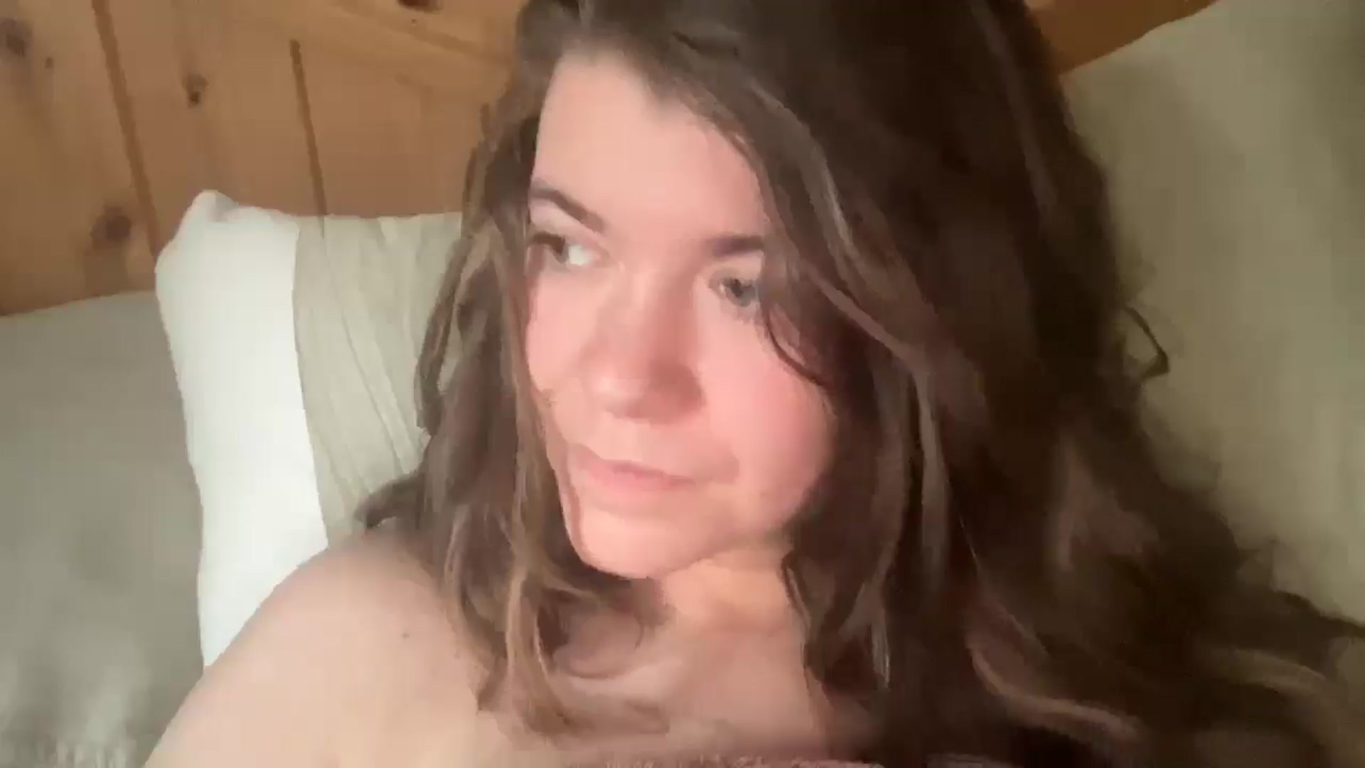 Gallery image thumbnail from Trixiegirl3's myfreecams stream on, 10/28/2025, 22:51 image 12 of 20