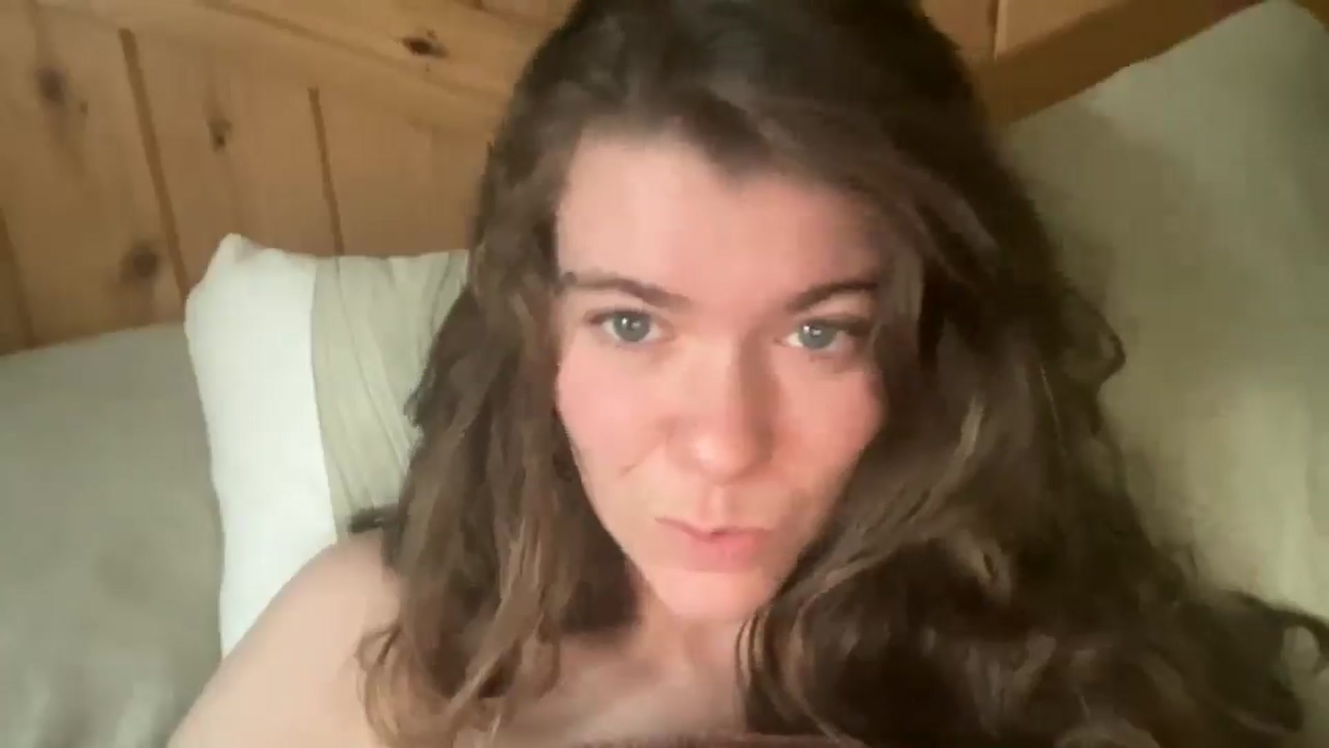 Gallery image thumbnail from Trixiegirl3's myfreecams stream on, 10/28/2025, 22:51 image 8 of 20
