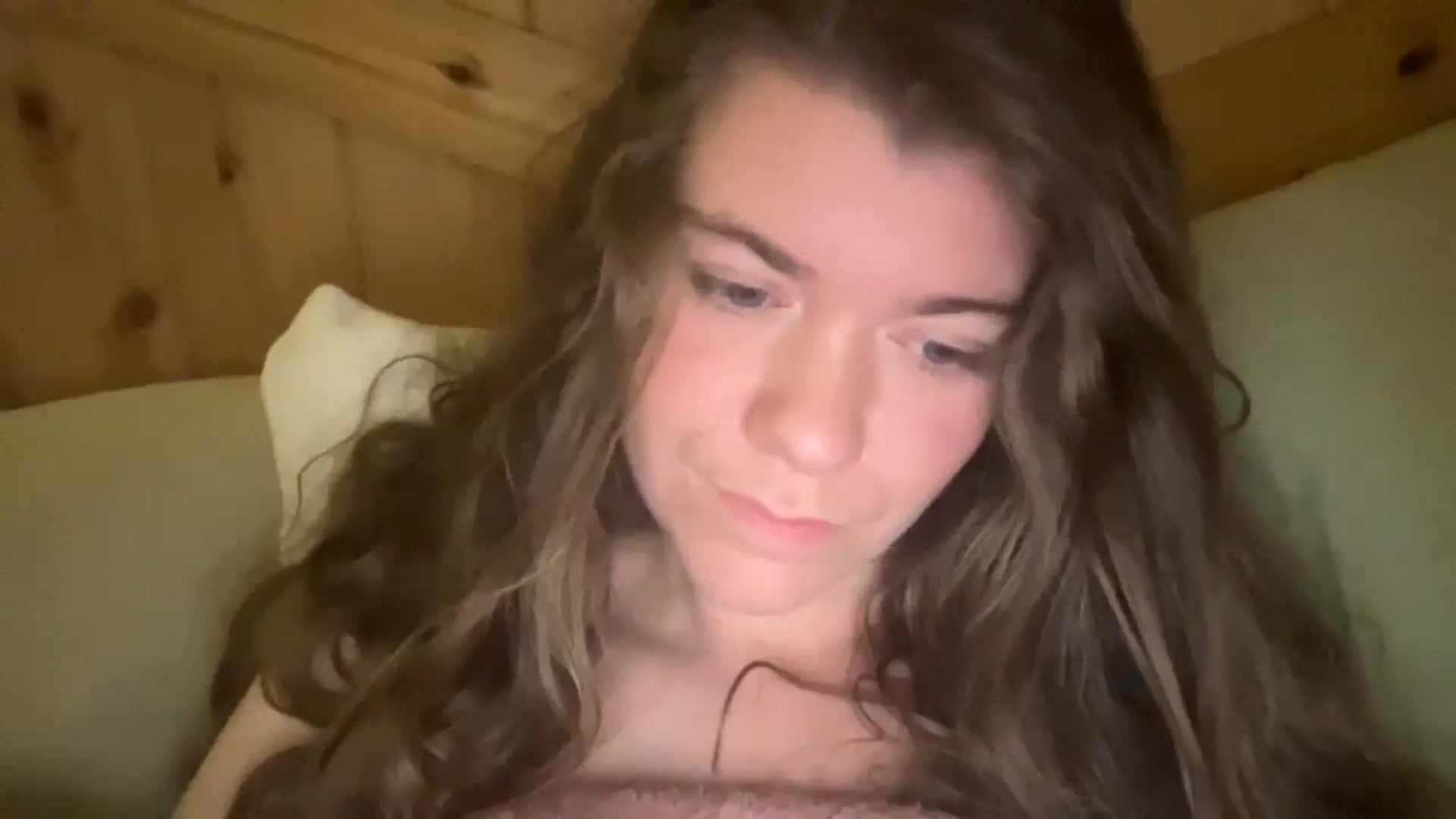 Gallery image thumbnail from Trixiegirl3's myfreecams stream on, 10/28/2025, 22:51 image 18 of 20