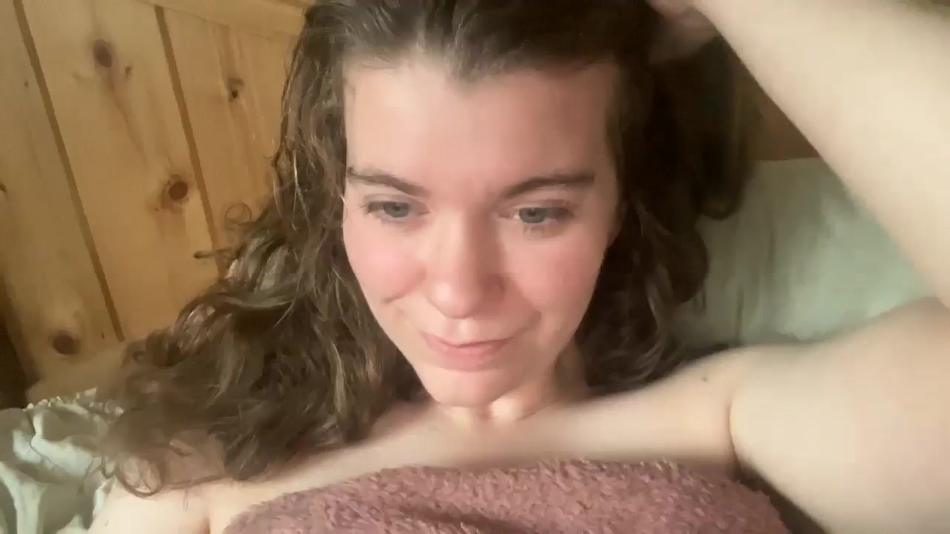 Gallery image thumbnail from Trixiegirl3's myfreecams stream on, 10/29/2025, 20:37 image 14 of 20