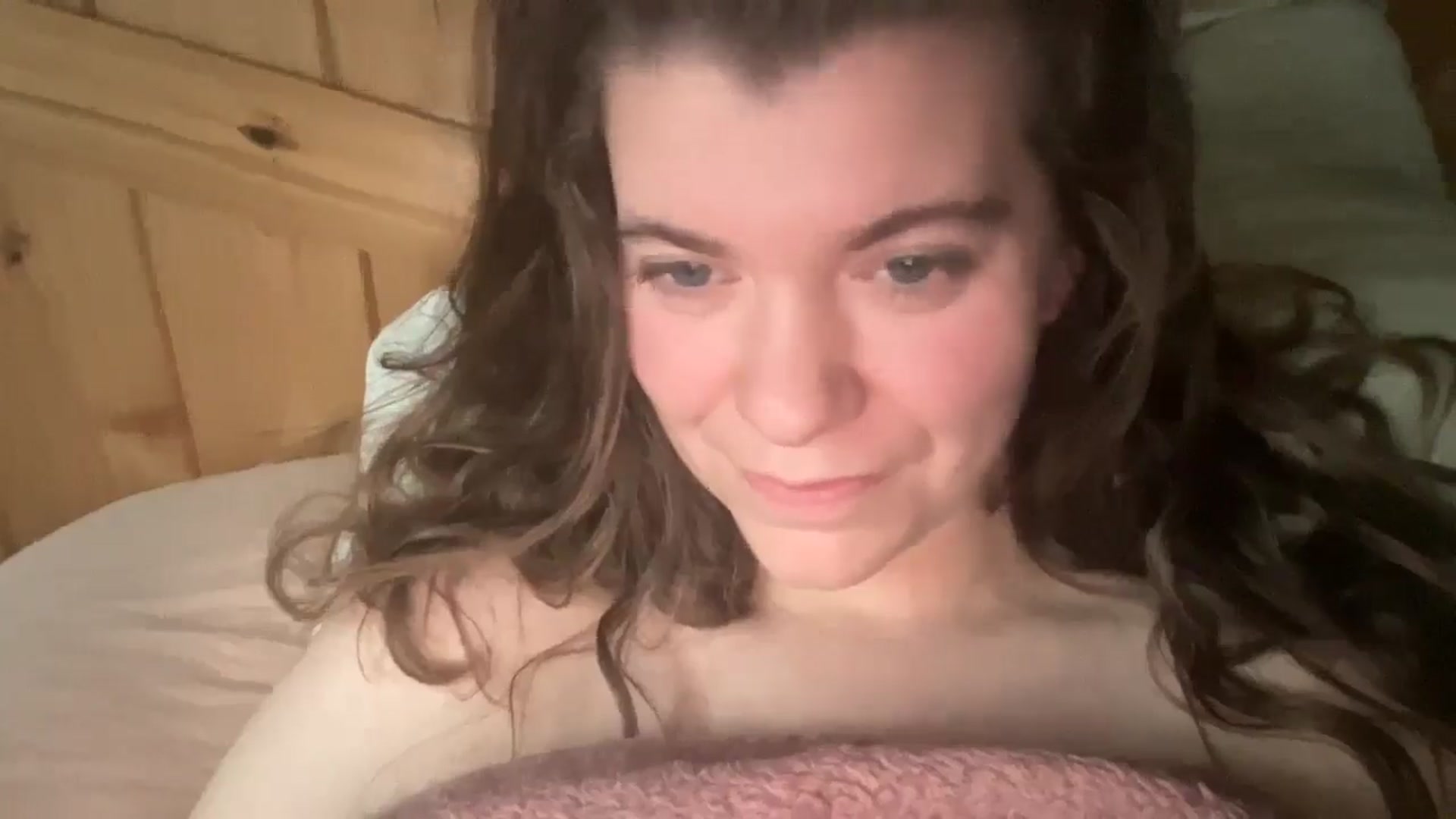 Gallery image thumbnail from Trixiegirl3's myfreecams stream on, 10/30/2025, 24:20 image 5 of 20