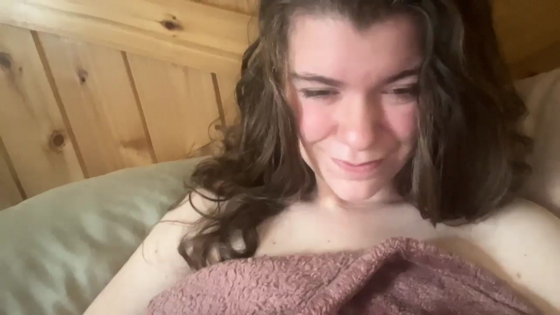 Gallery image thumbnail from Trixiegirl3's myfreecams stream on, 10/31/2025, 24:00 image 3 of 20