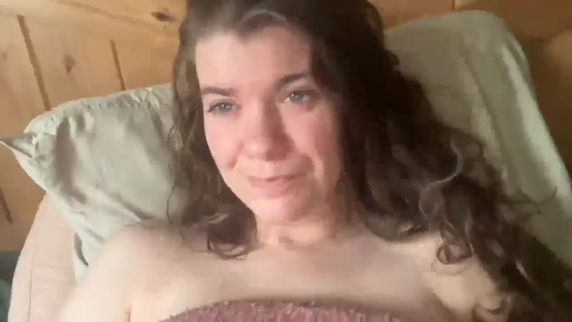 Gallery image thumbnail from Trixiegirl3's myfreecams stream on, 11/01/2025, 22:17 image 18 of 20