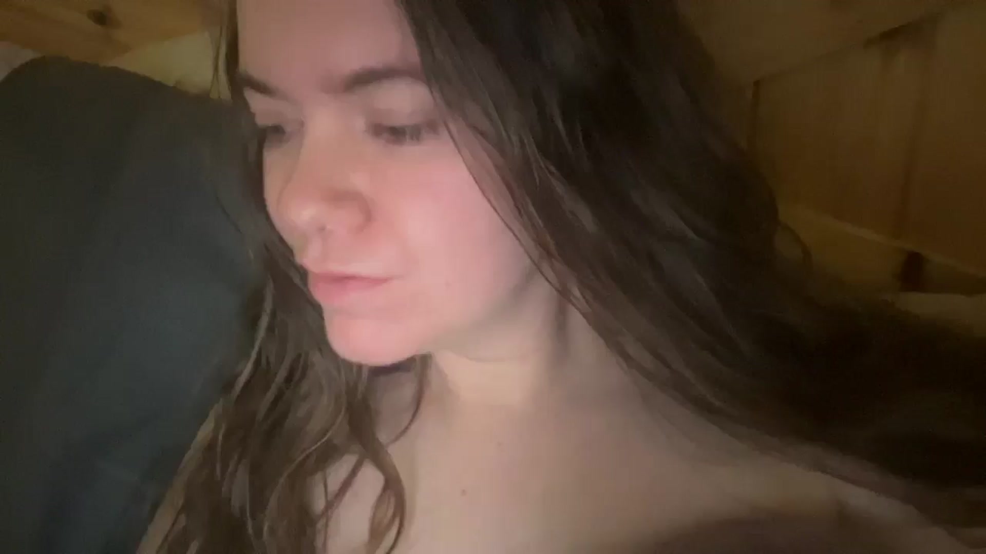 Gallery image thumbnail from Trixiegirl3's myfreecams stream on, 11/04/2025, 02:01 image 16 of 20
