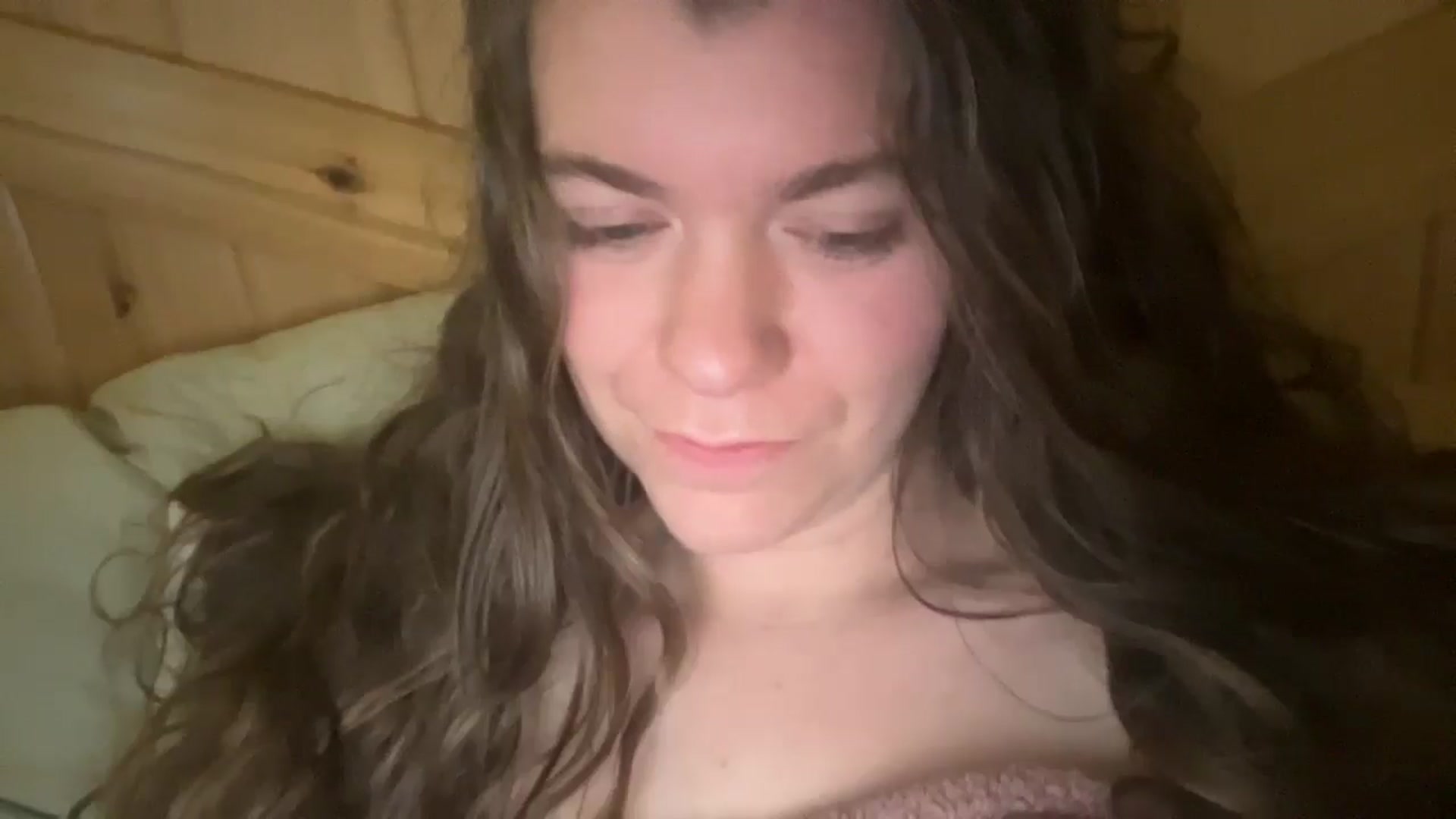 Gallery image thumbnail from Trixiegirl3's myfreecams stream on, 11/04/2025, 02:01 image 2 of 20