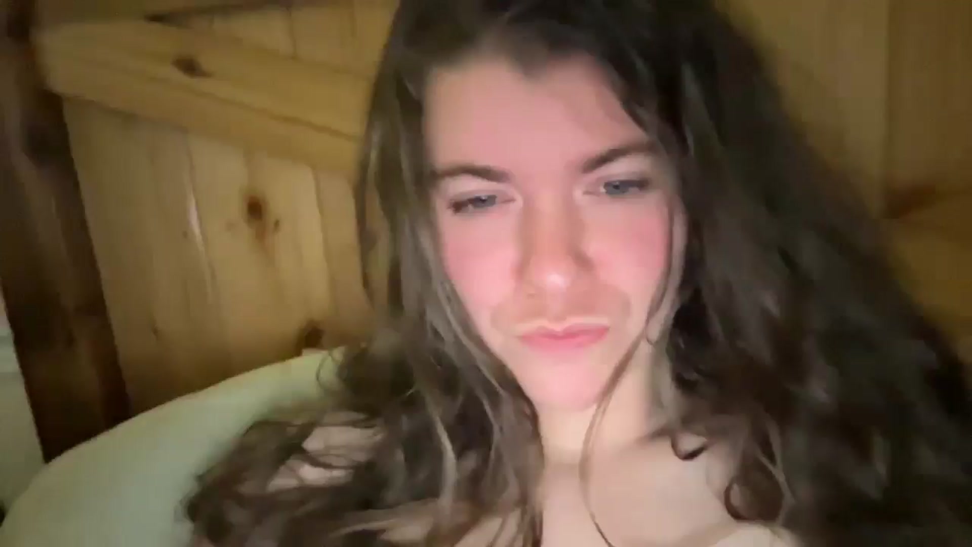 Gallery image thumbnail from Trixiegirl3's myfreecams stream on, 11/07/2025, 01:14 image 15 of 20
