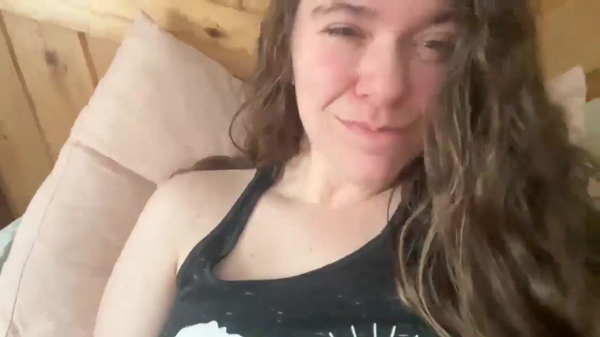 Gallery image thumbnail from Trixiegirl3's myfreecams stream on, 11/10/2025, 20:48 image 13 of 20