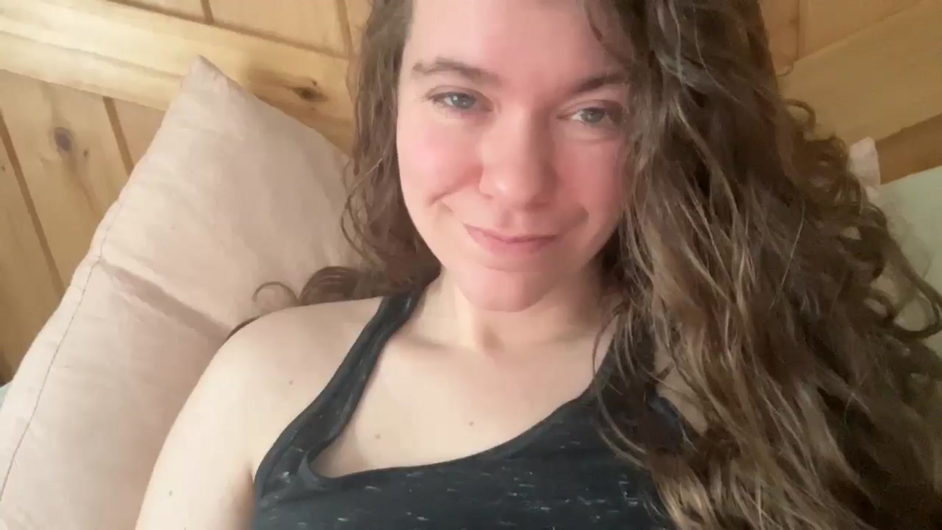 Gallery image thumbnail from Trixiegirl3's myfreecams stream on, 11/10/2025, 20:48 image 3 of 20