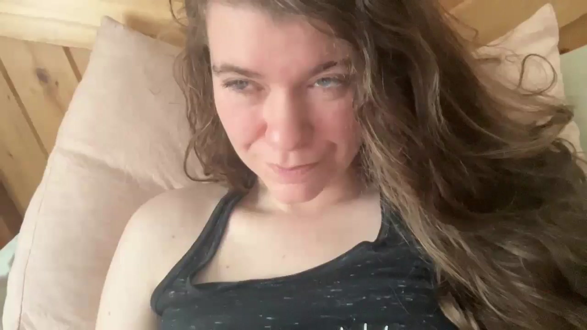 Gallery image thumbnail from Trixiegirl3's myfreecams stream on, 11/10/2025, 21:05 image 20 of 20