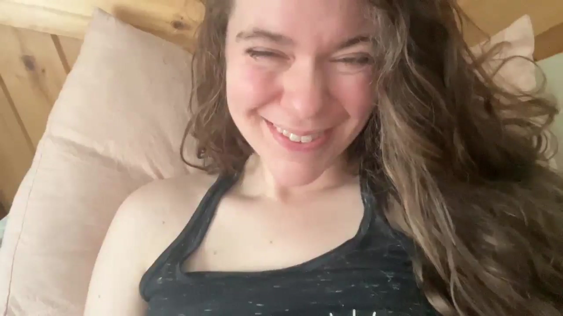 Gallery image thumbnail from Trixiegirl3's myfreecams stream on, 11/10/2025, 21:05 image 3 of 20