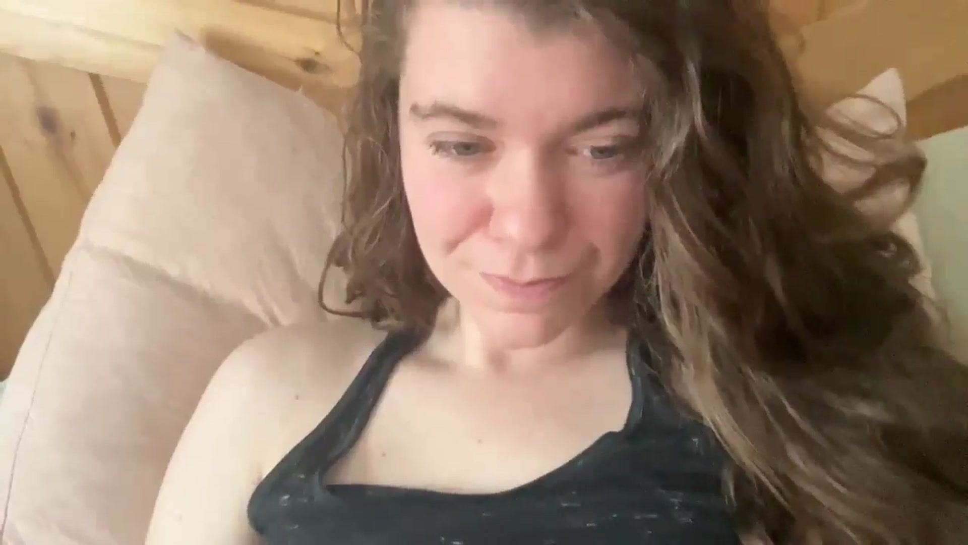 Gallery image thumbnail from Trixiegirl3's myfreecams stream on, 11/10/2025, 21:05 image 10 of 20