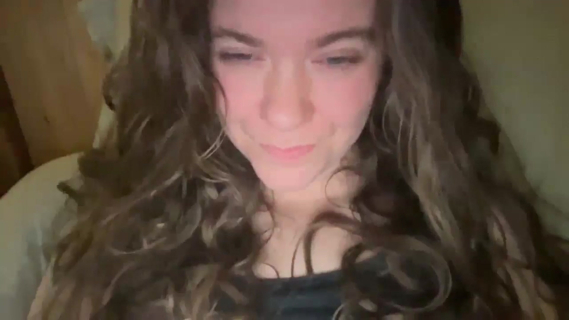 Gallery image thumbnail from Trixiegirl3's myfreecams stream on, 11/11/2025, 02:15 image 8 of 20