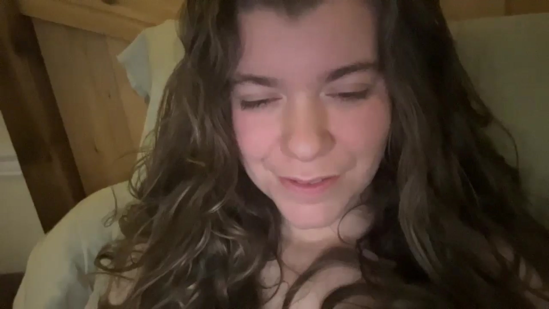 Gallery image thumbnail from Trixiegirl3's myfreecams stream on, 11/11/2025, 02:15 image 13 of 20
