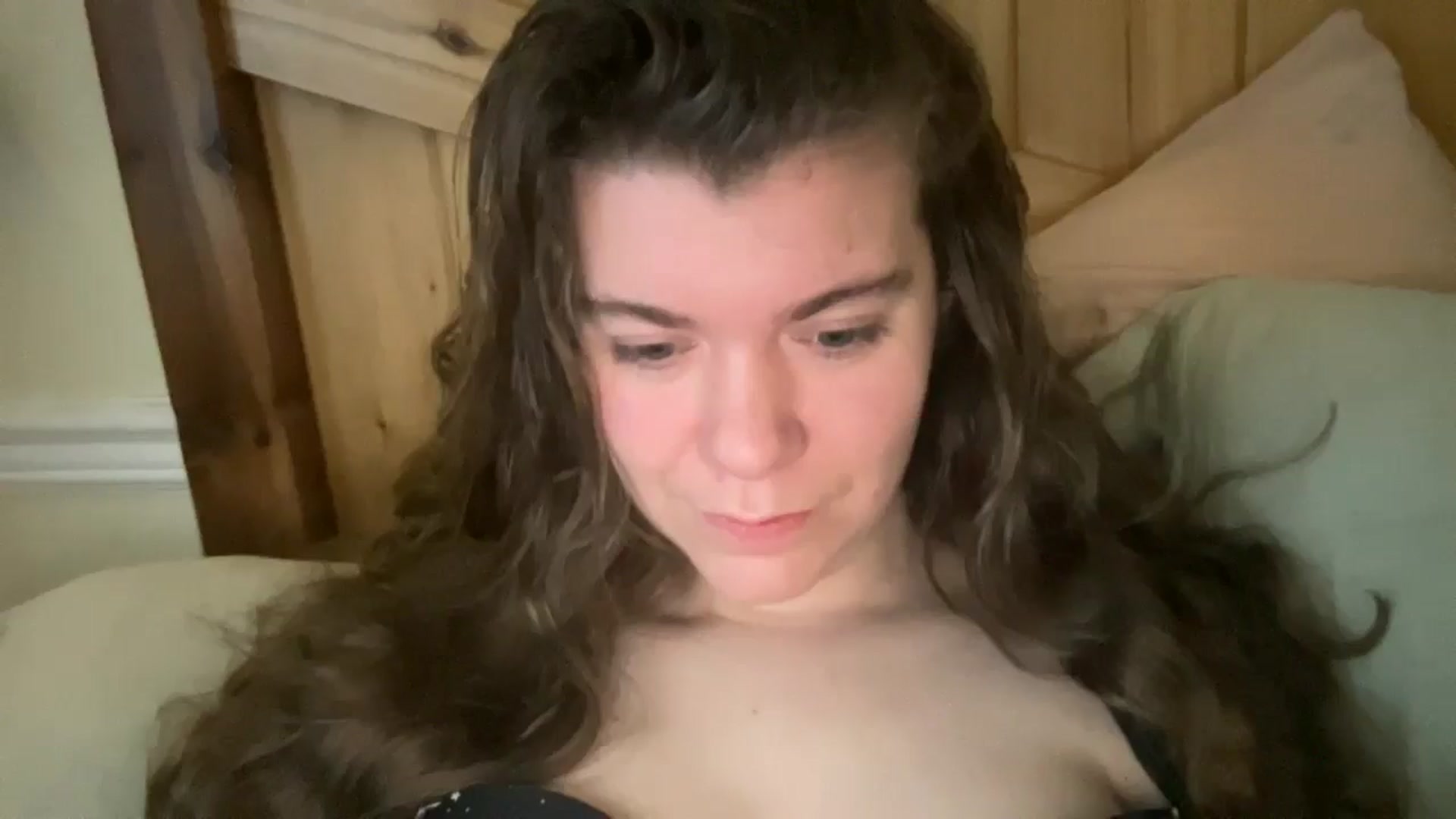 Gallery image thumbnail from Trixiegirl3's myfreecams stream on, 11/13/2025, 18:28 image 8 of 20