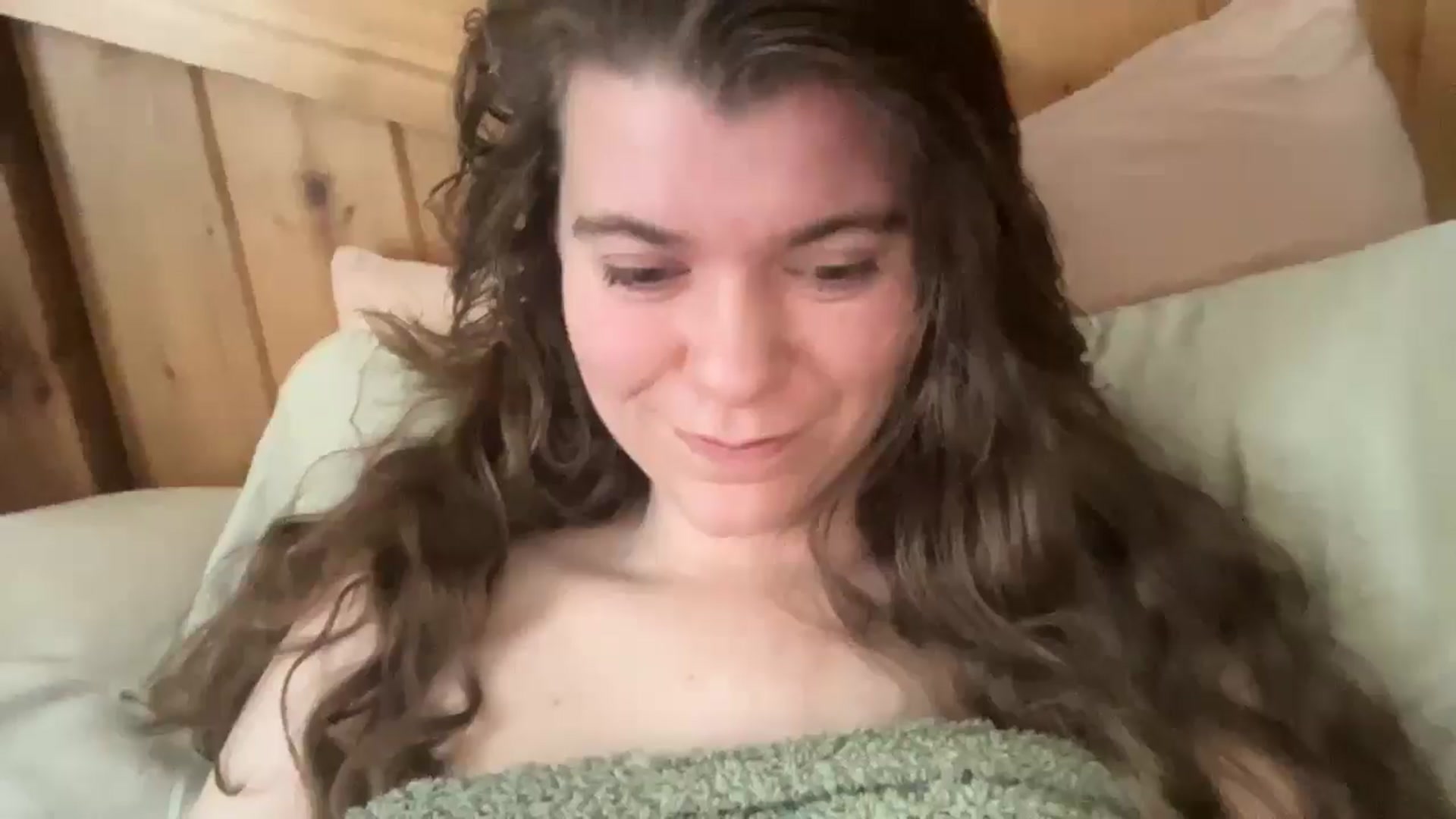 Gallery image thumbnail from Trixiegirl3's myfreecams stream on, 11/14/2025, 24:01 image 20 of 20