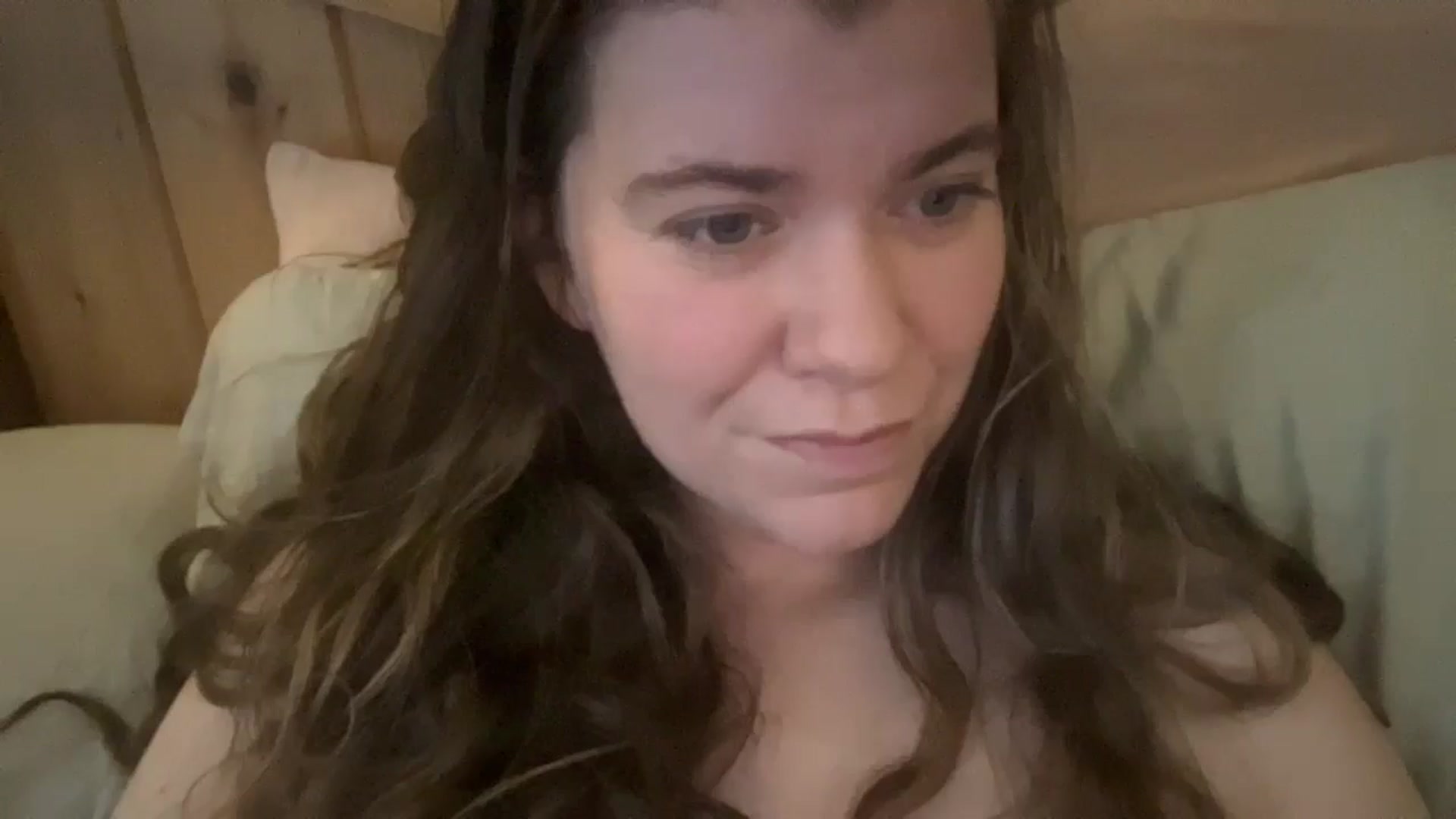 Gallery image thumbnail from Trixiegirl3's myfreecams stream on, 11/14/2025, 01:29 image 18 of 20