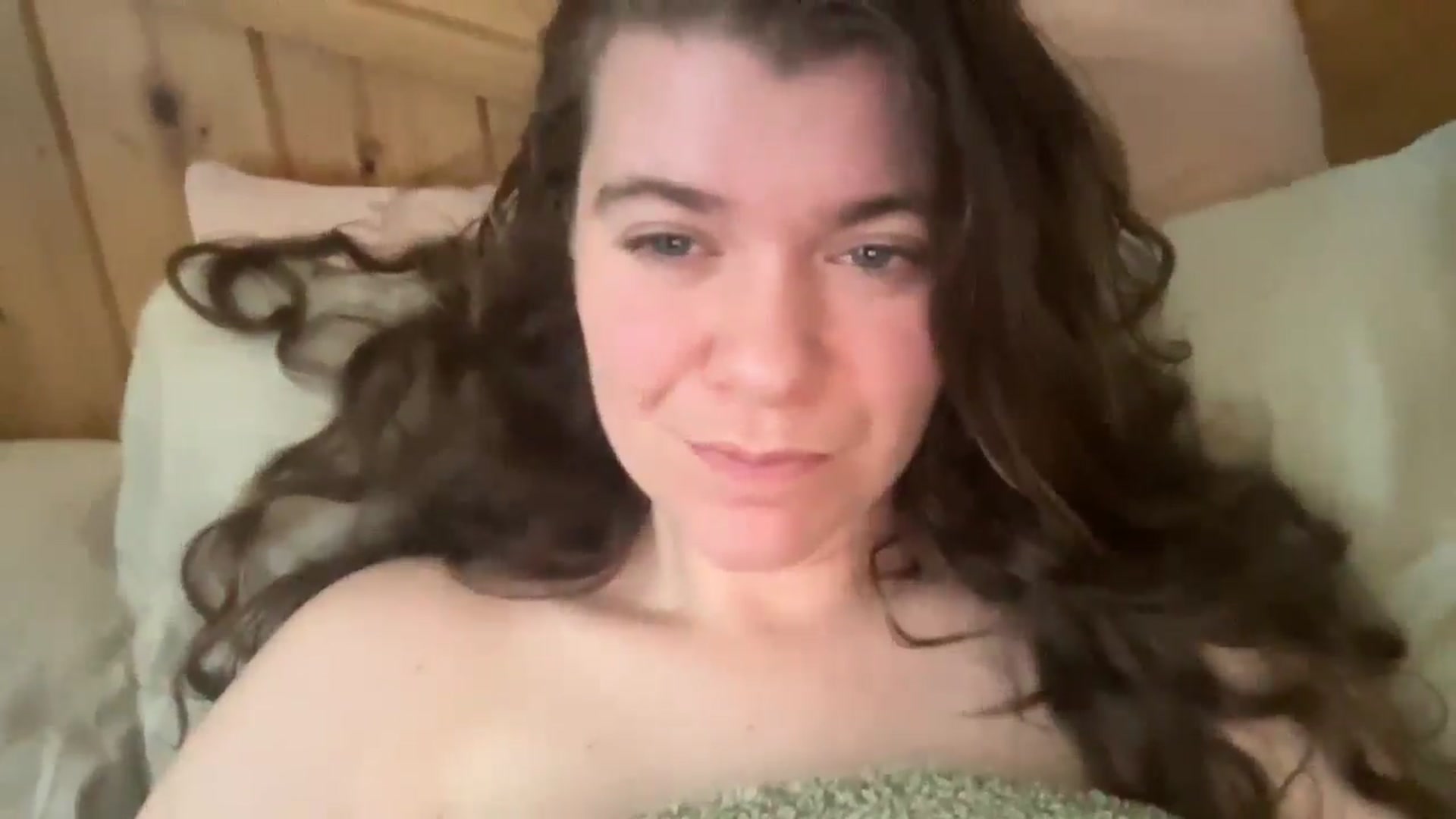 Gallery image thumbnail from Trixiegirl3's myfreecams stream on, 11/14/2025, 01:29 image 2 of 20