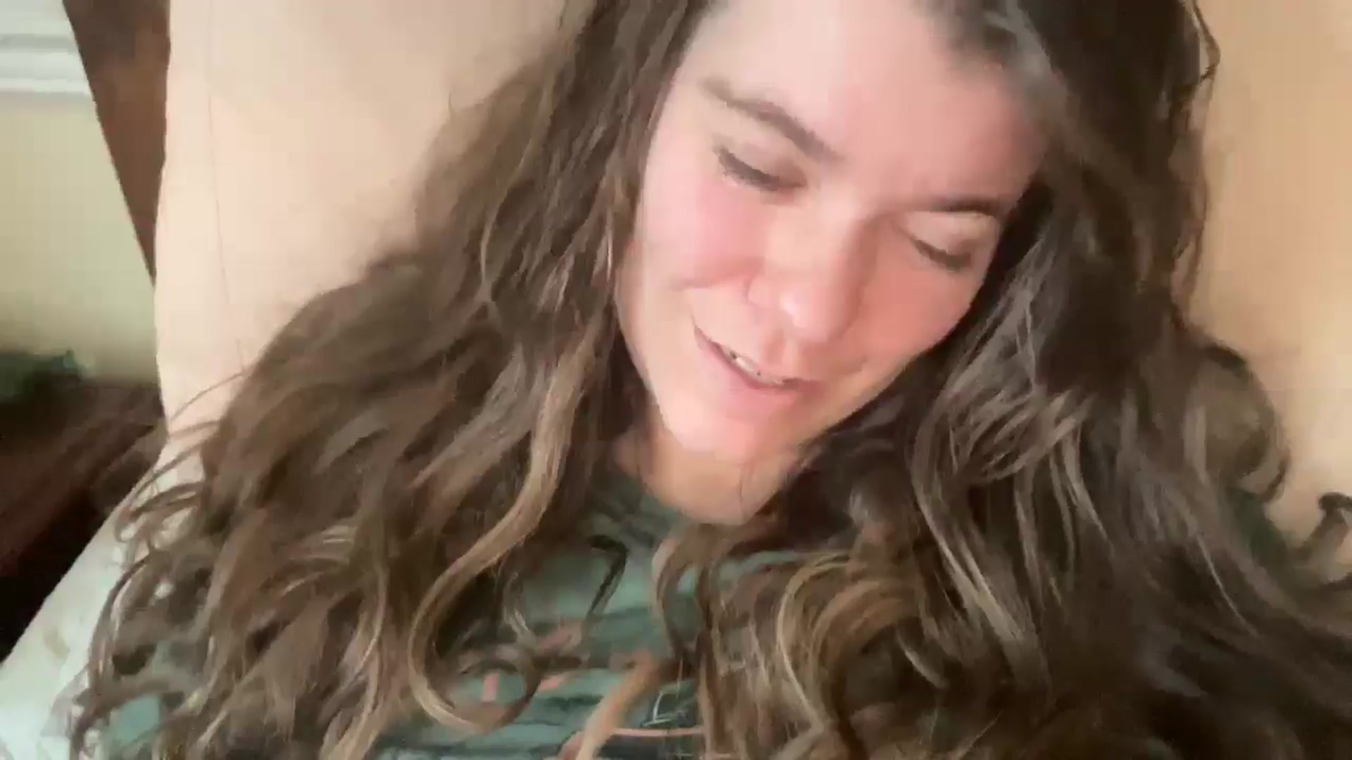 Gallery image thumbnail from Trixiegirl3's myfreecams stream on, 11/14/2025, 19:59 image 5 of 20