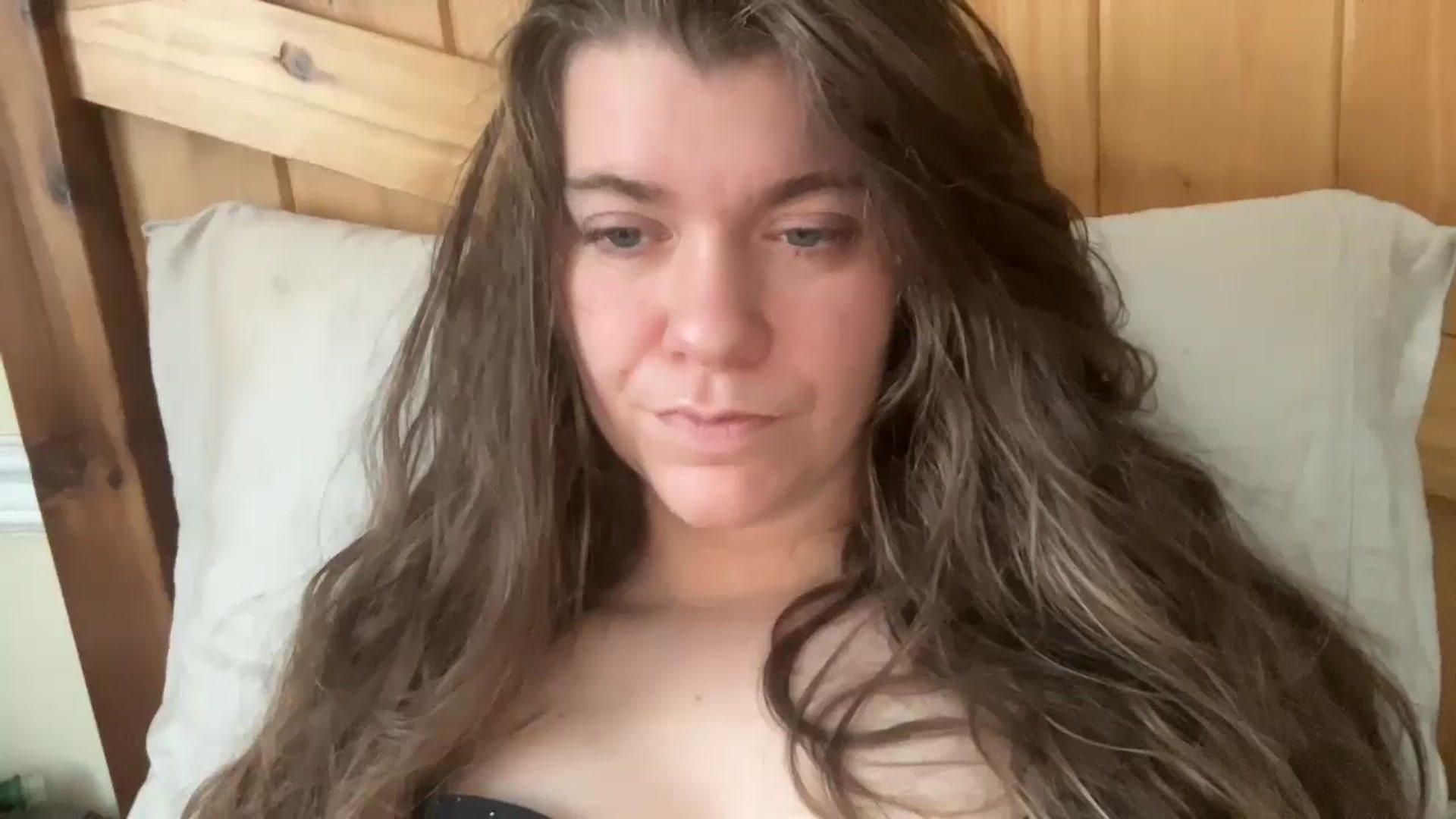 Gallery image thumbnail from Trixiegirl3's myfreecams stream on, 11/18/2025, 22:06 image 13 of 20