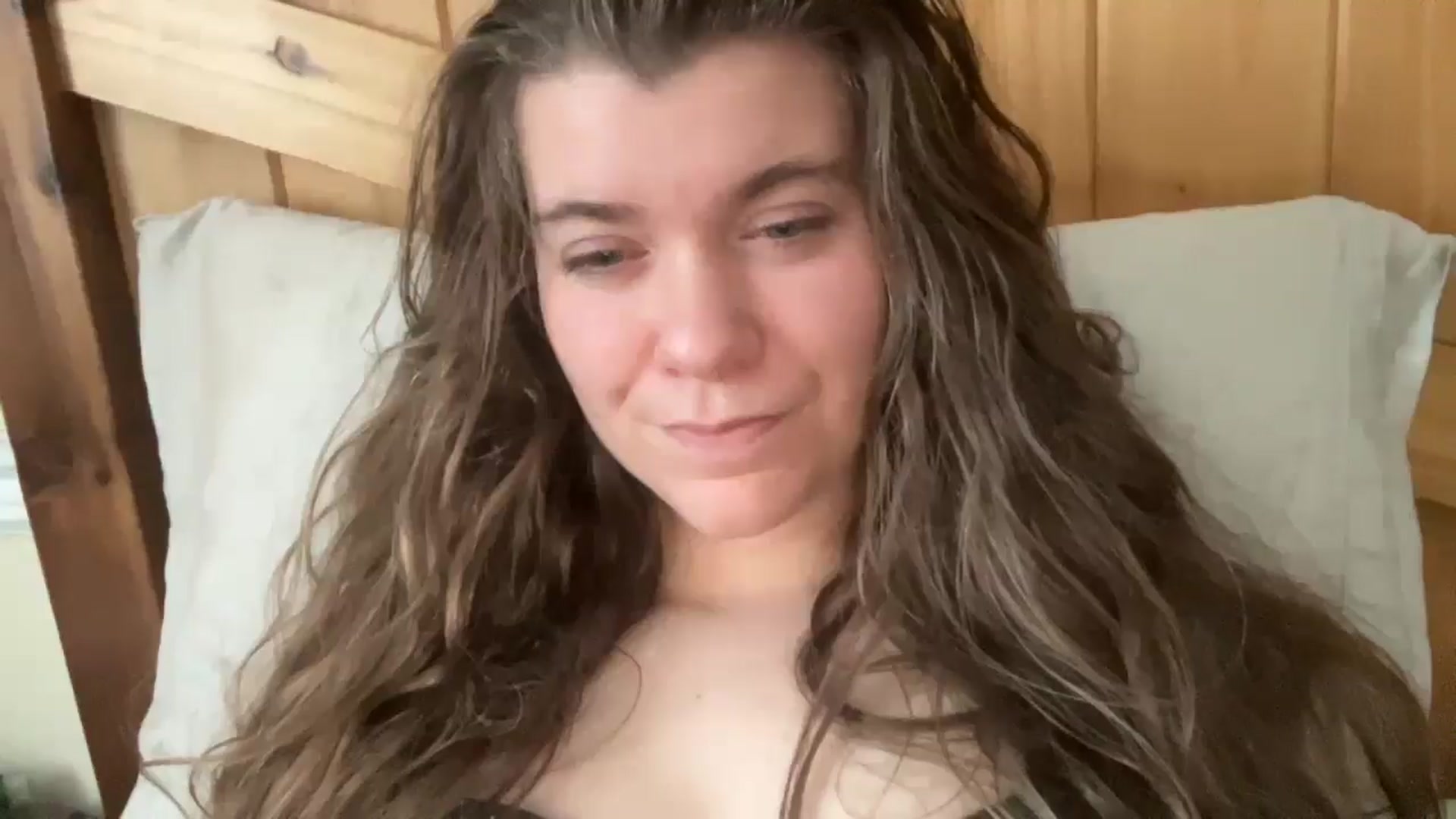 Gallery image thumbnail from Trixiegirl3's myfreecams stream on, 11/18/2025, 22:06 image 10 of 20