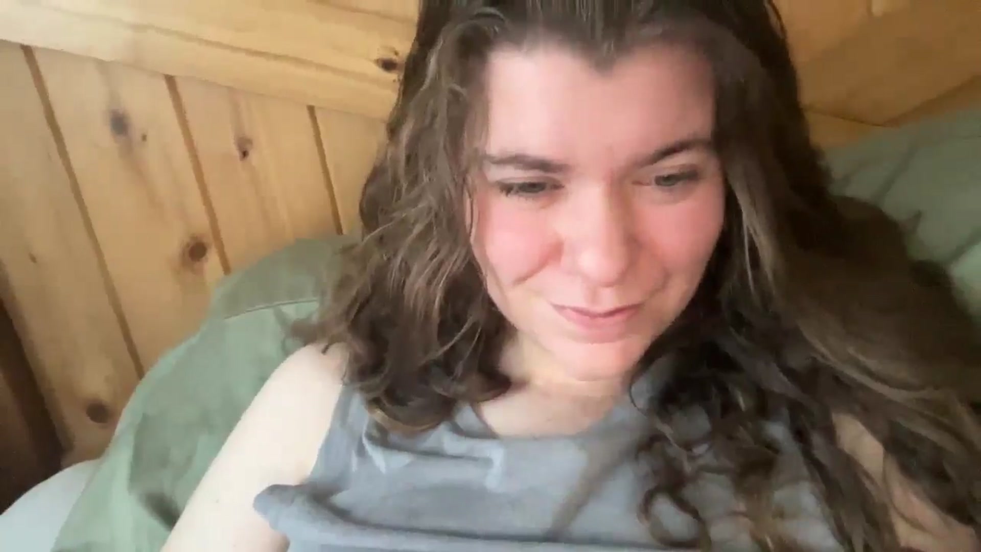 Gallery image thumbnail from Trixiegirl3's myfreecams stream on, 11/24/2025, 20:04 image 18 of 20