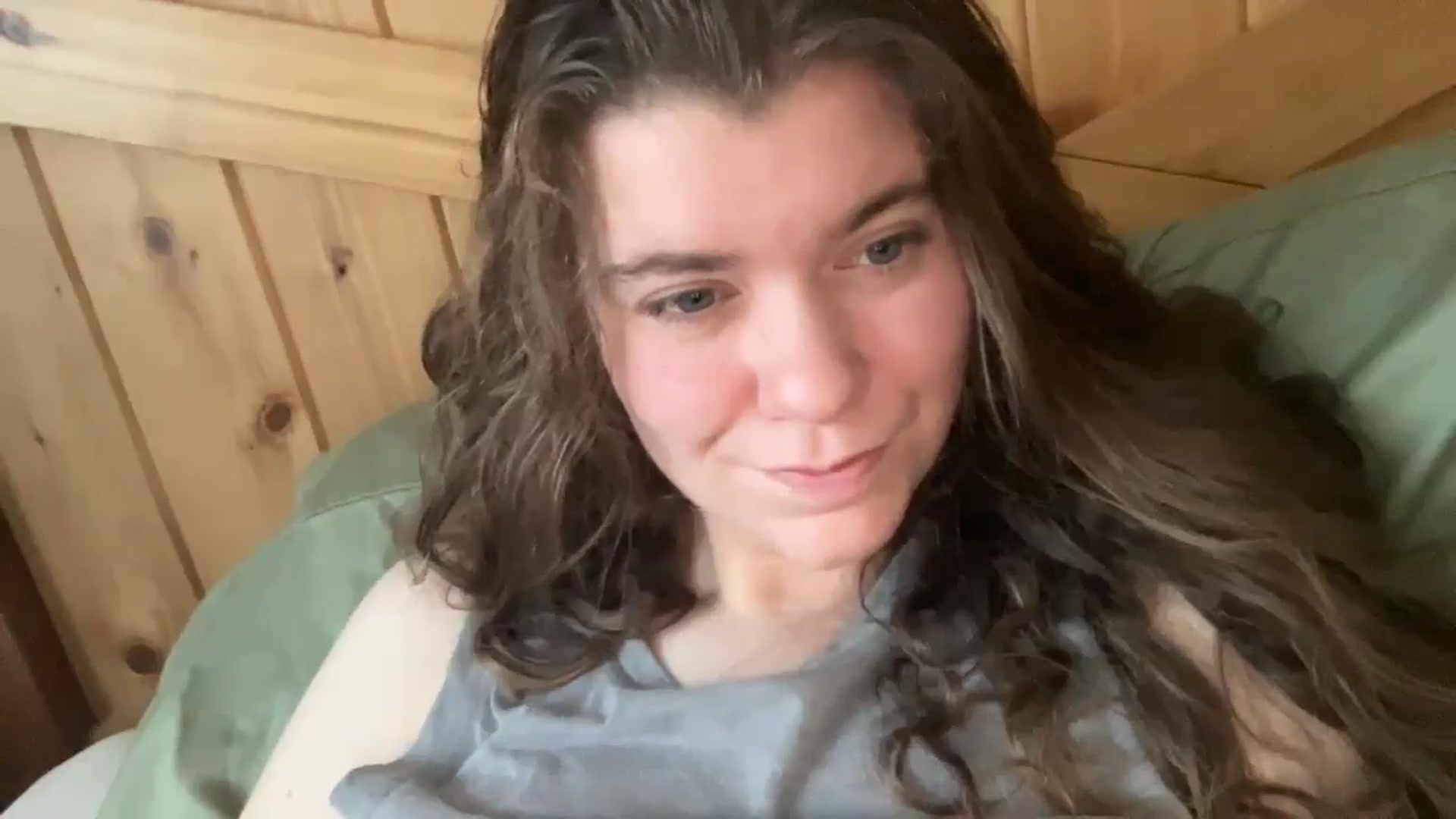 Gallery image thumbnail from Trixiegirl3's myfreecams stream on, 11/24/2025, 20:04 image 17 of 20