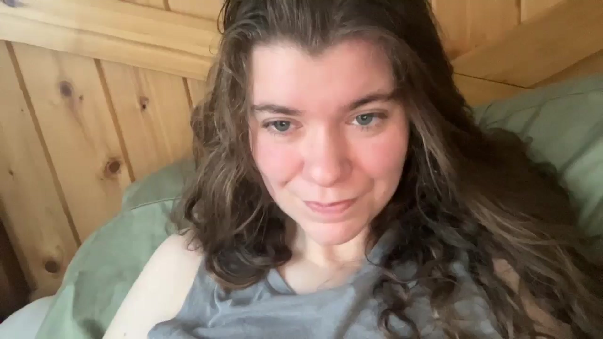 Gallery image thumbnail from Trixiegirl3's myfreecams stream on, 11/24/2025, 20:04 image 15 of 20